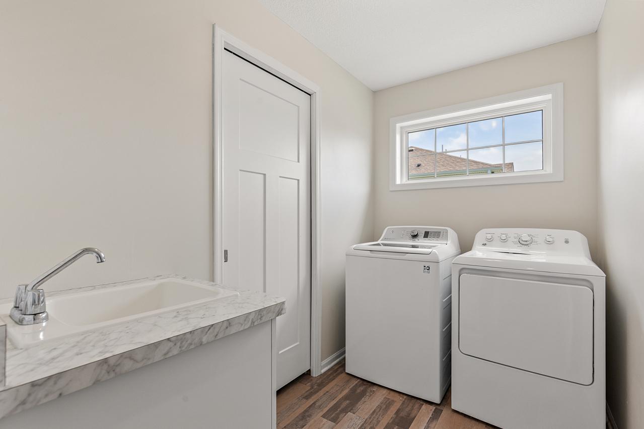 1075 Anthony Way Property Photo 28