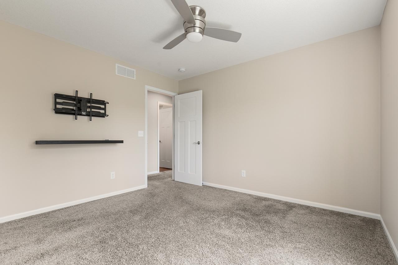1075 Anthony Way Property Photo 33