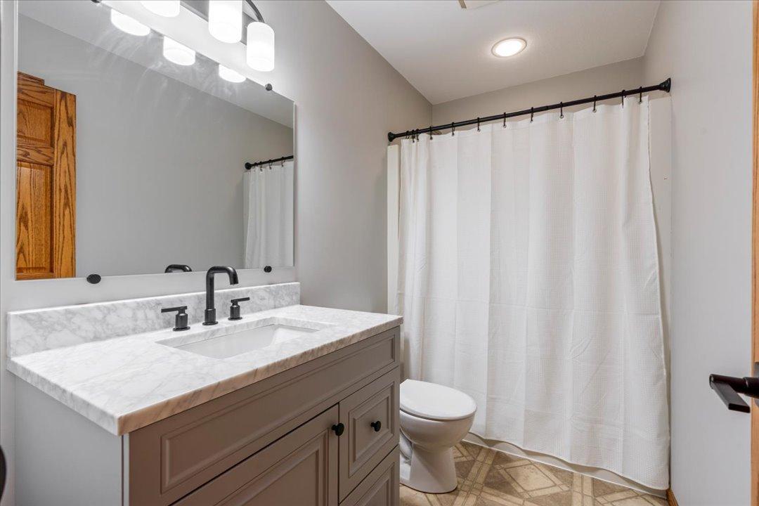 37215 Pine Cone Drive Property Photo 17