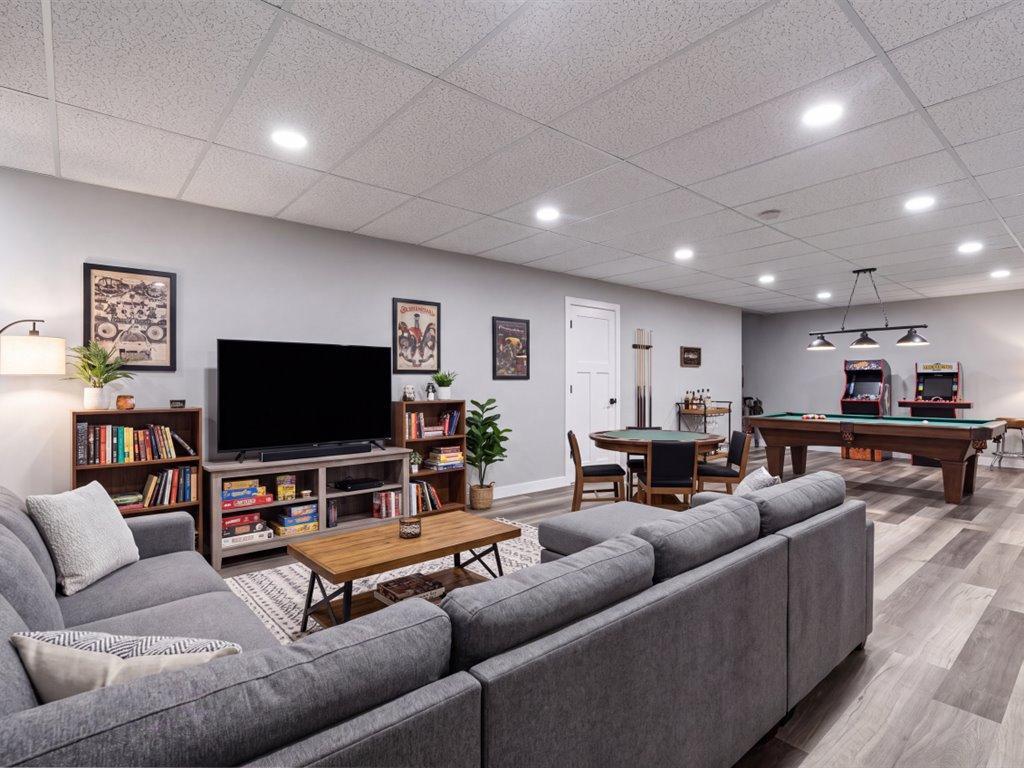 37215 Pine Cone Drive Property Photo 20