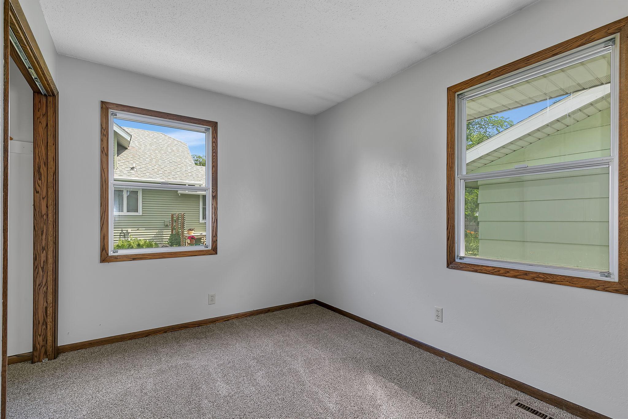826 21st Avenue N Property Photo 17