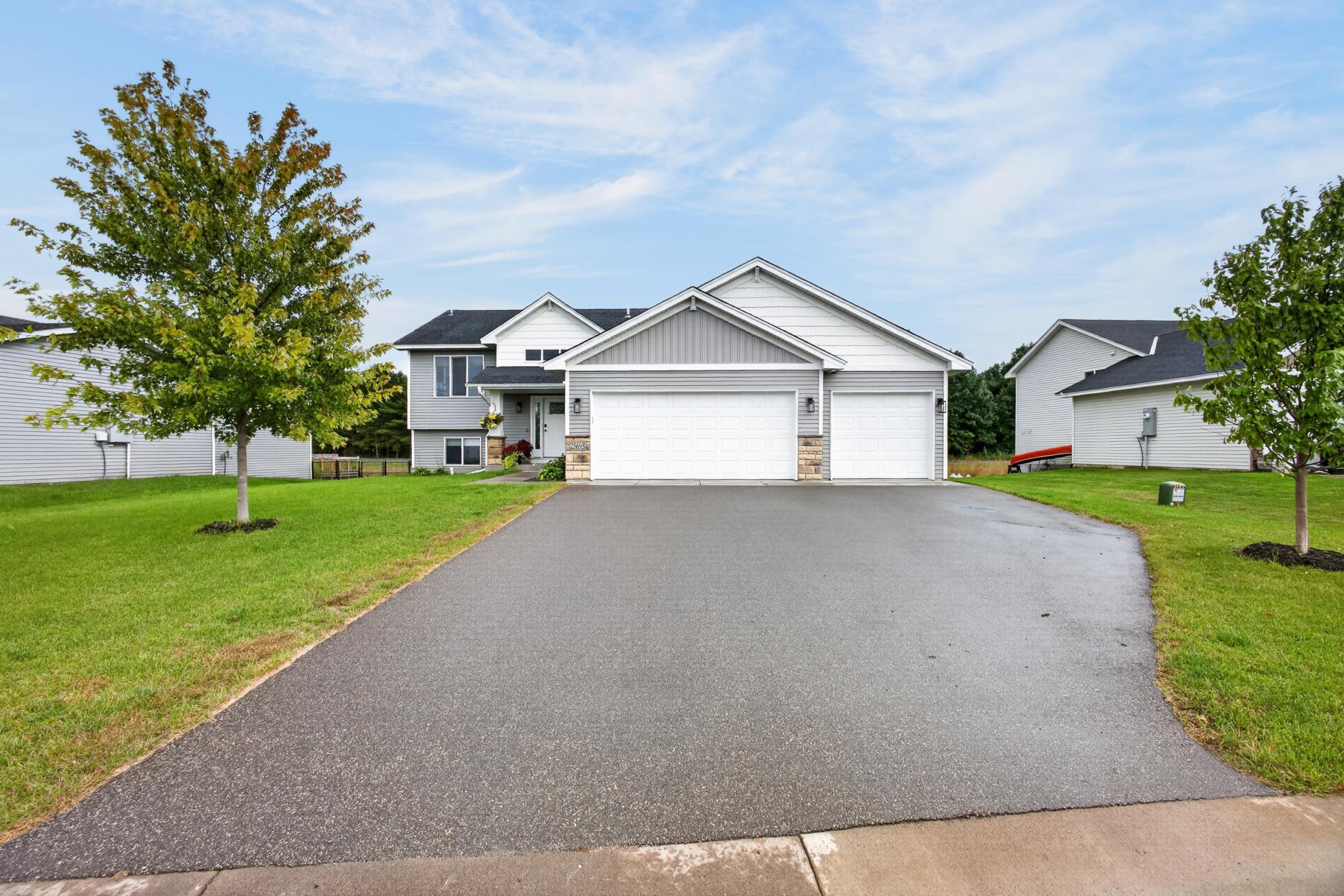 25695 Euclid Avenue Property Photo 1