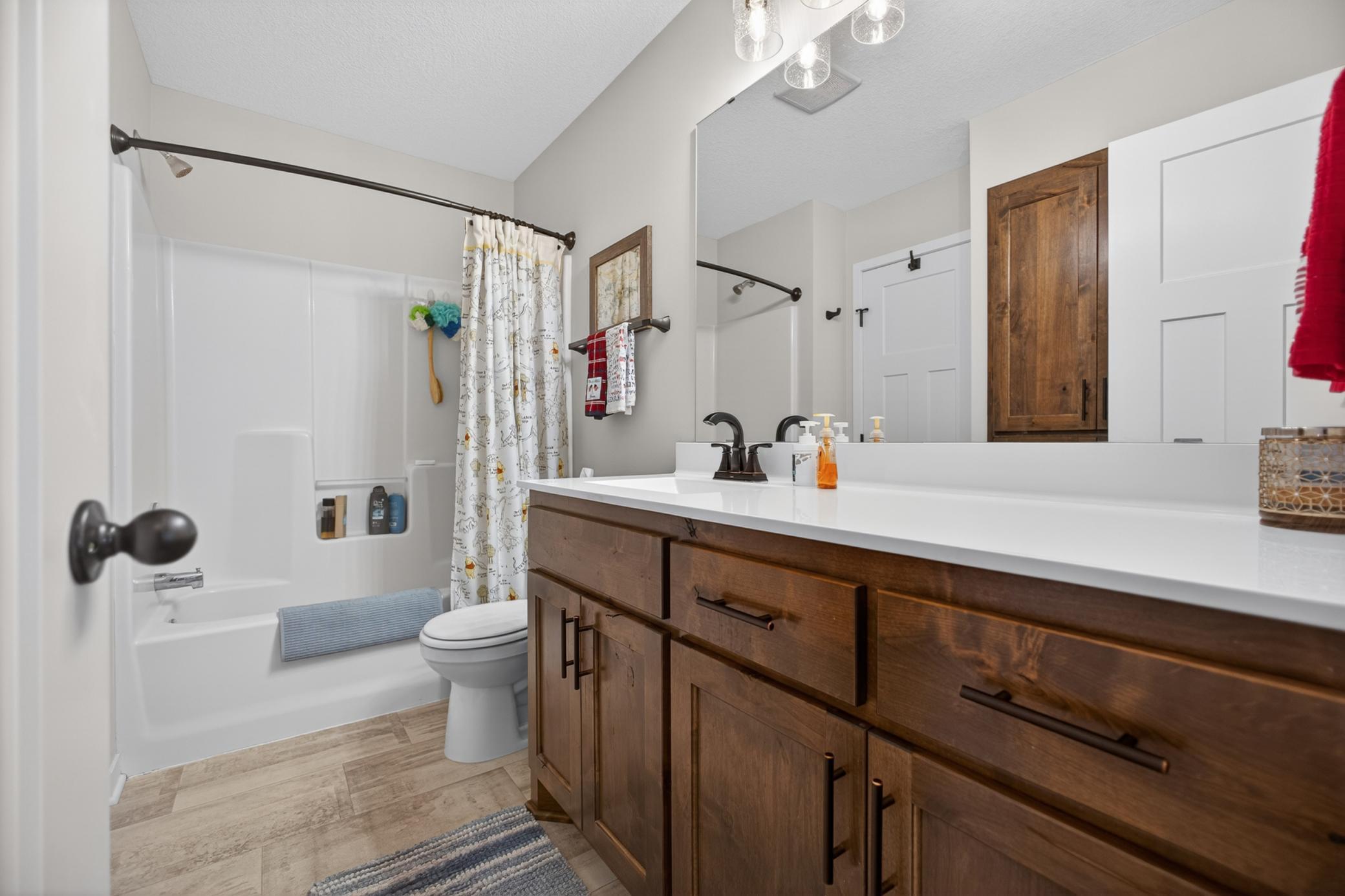 25695 Euclid Avenue Property Photo 23