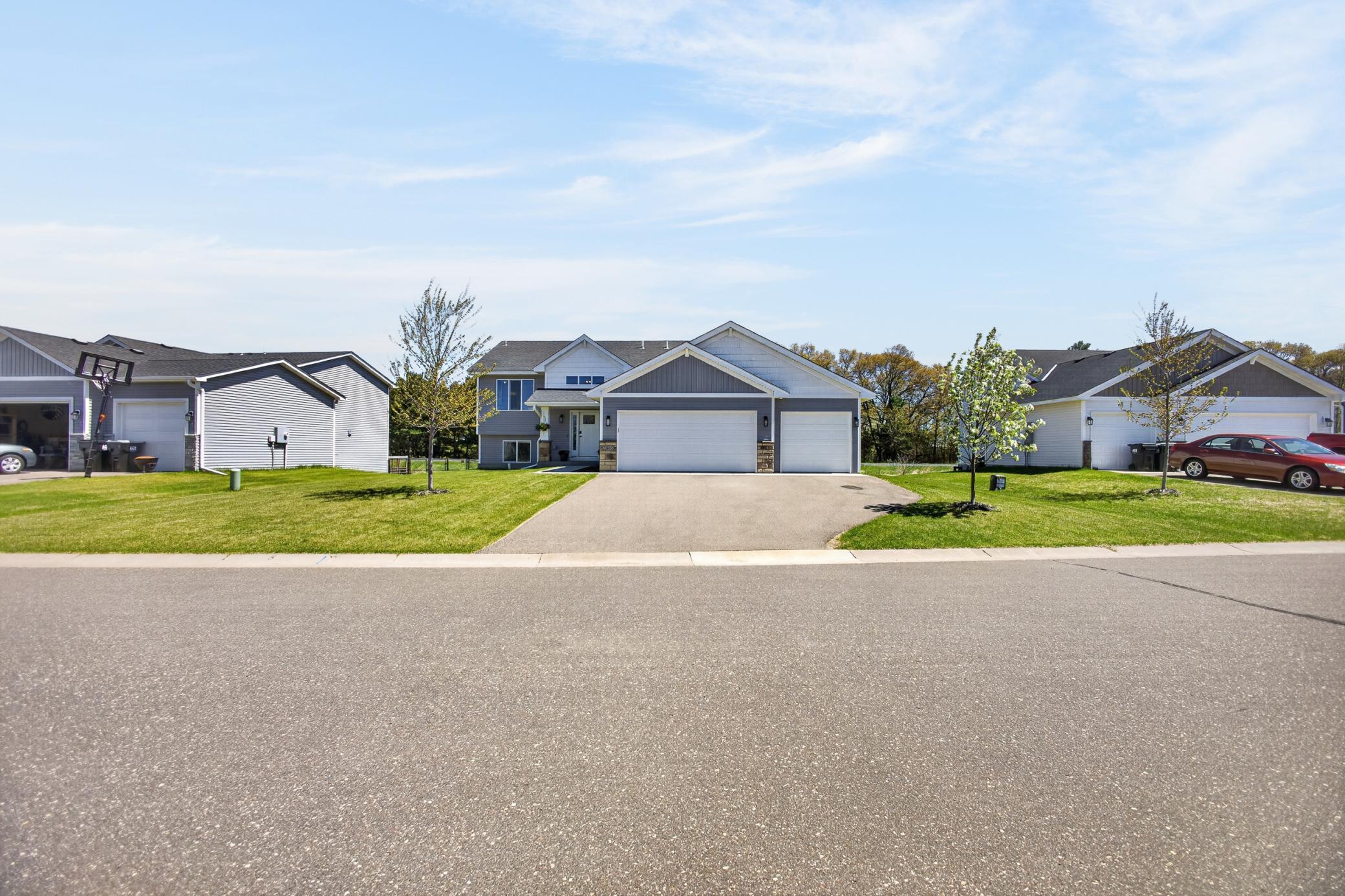 25695 Euclid Avenue Property Photo 41