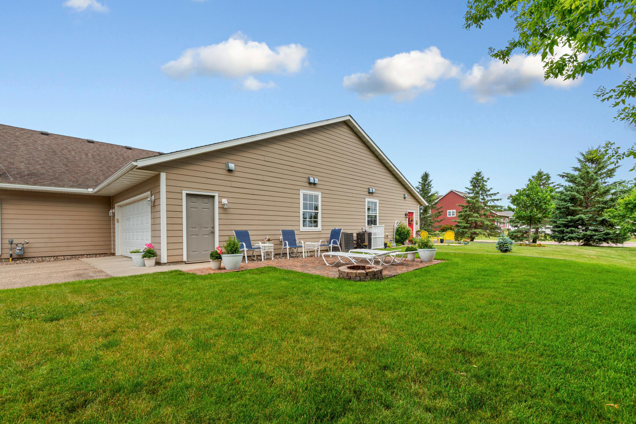 2821 Hanson Avenue Property Photo 5