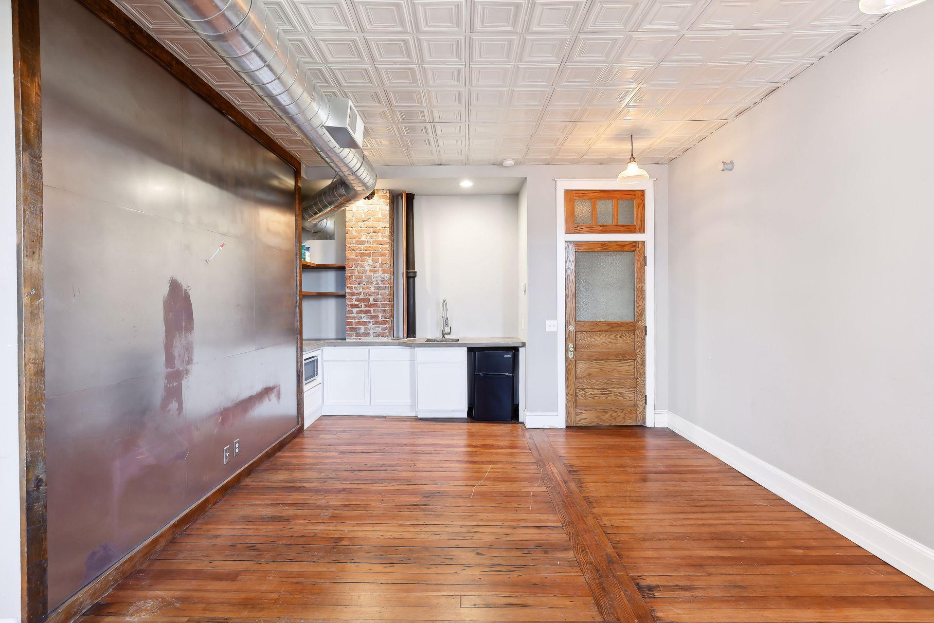 965 7th Street W Property Photo 13