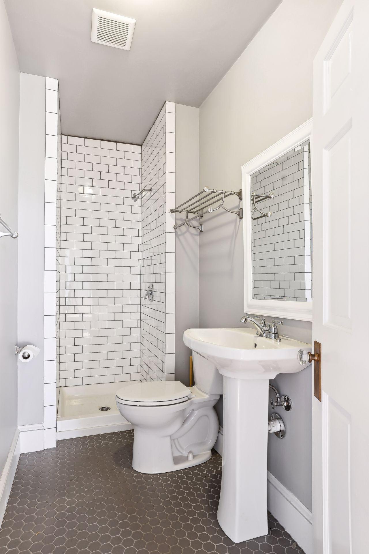 965 7th Street W Property Photo 17
