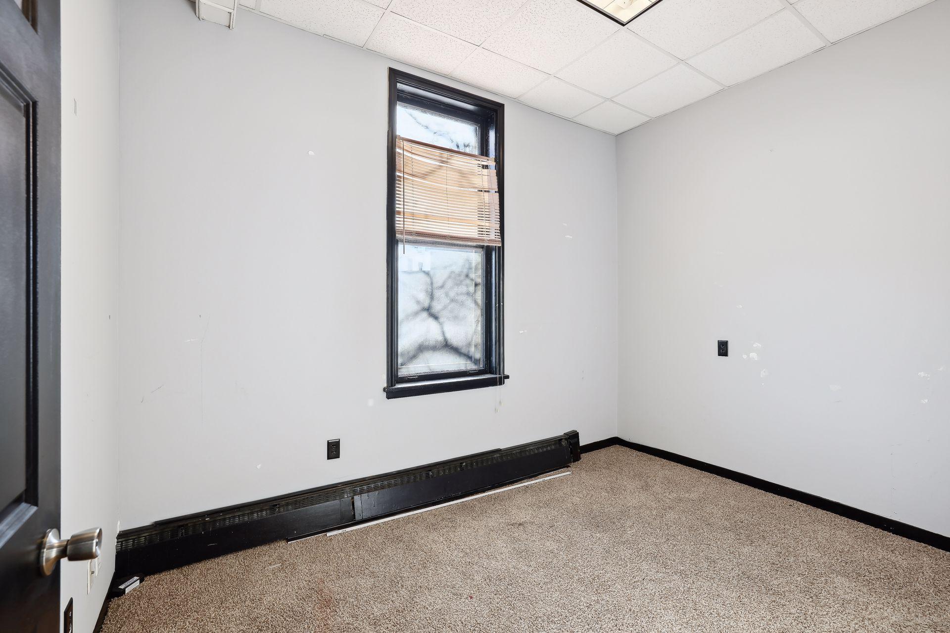 965 7th Street W Property Photo 20