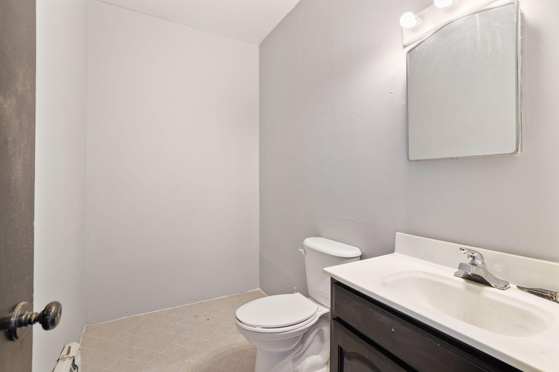 965 7th Street W Property Photo 22