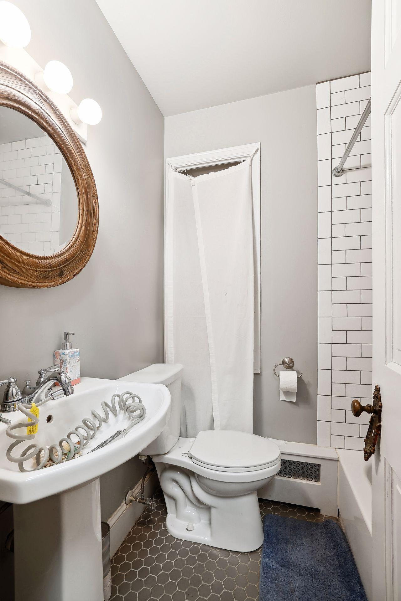 965 7th Street W Property Photo 28
