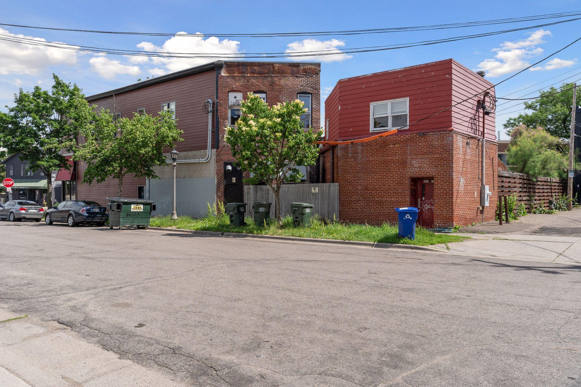 965 7th Street W Property Photo 37