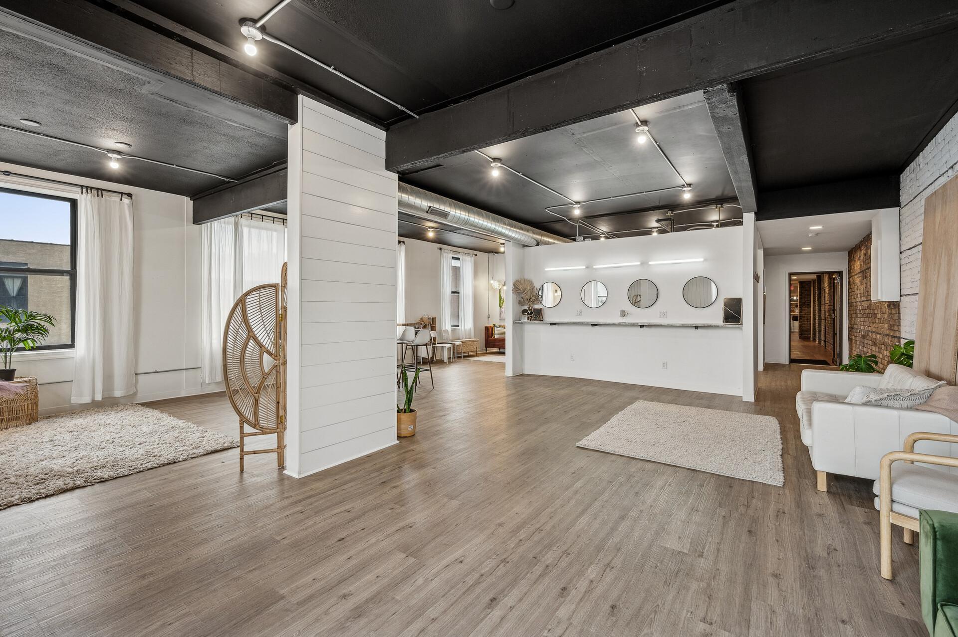 100 State Street N Property Photo 11