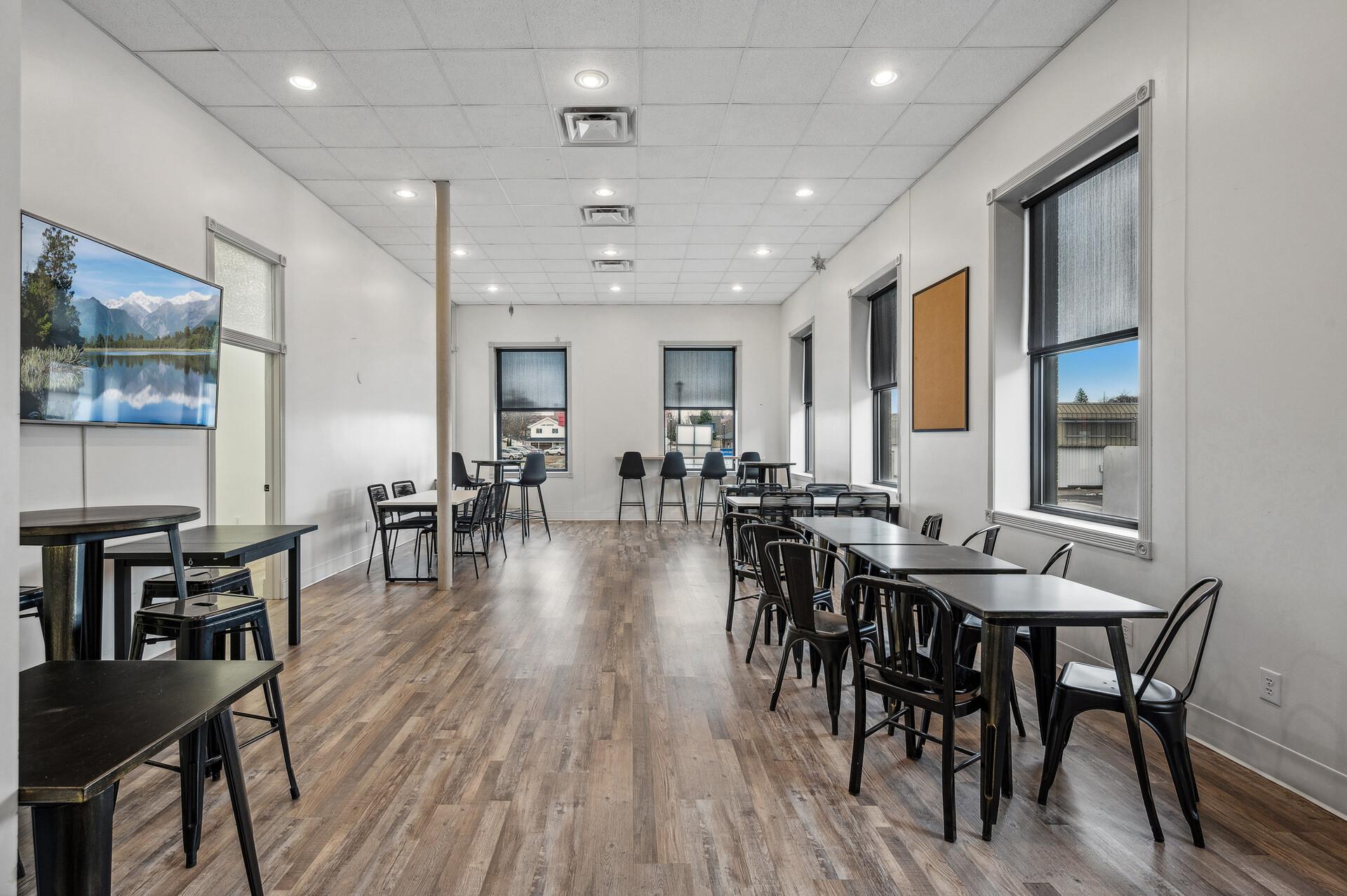 100 State Street N Property Photo 20