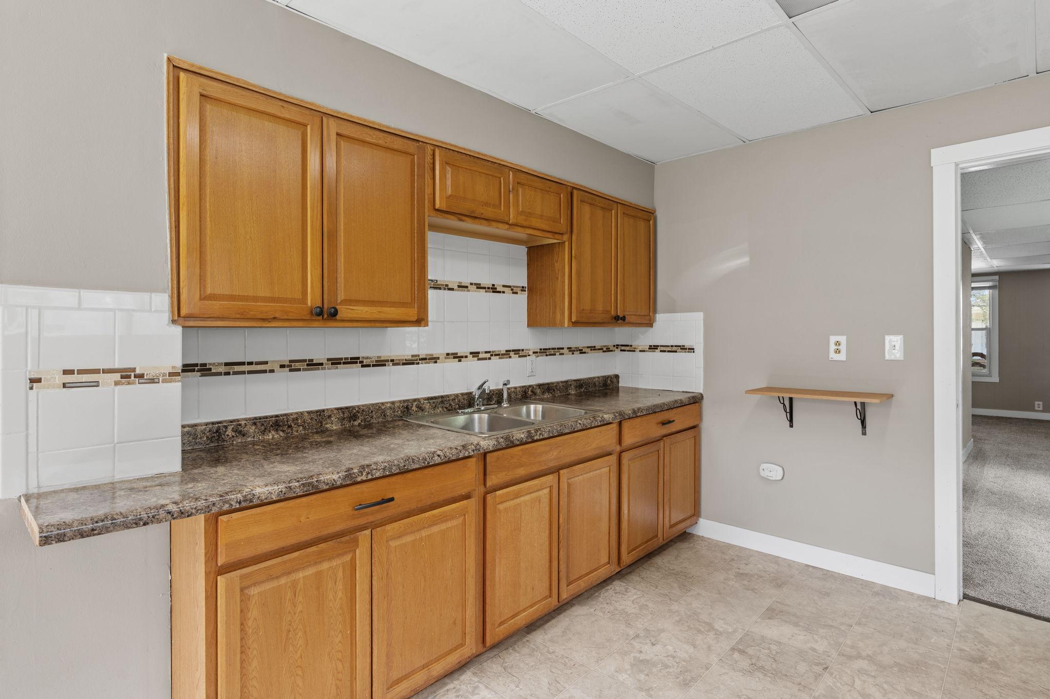 454 Sherburne Avenue Property Photo 12