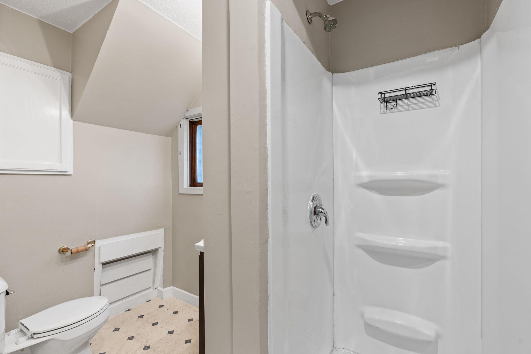 454 Sherburne Avenue Property Photo 16