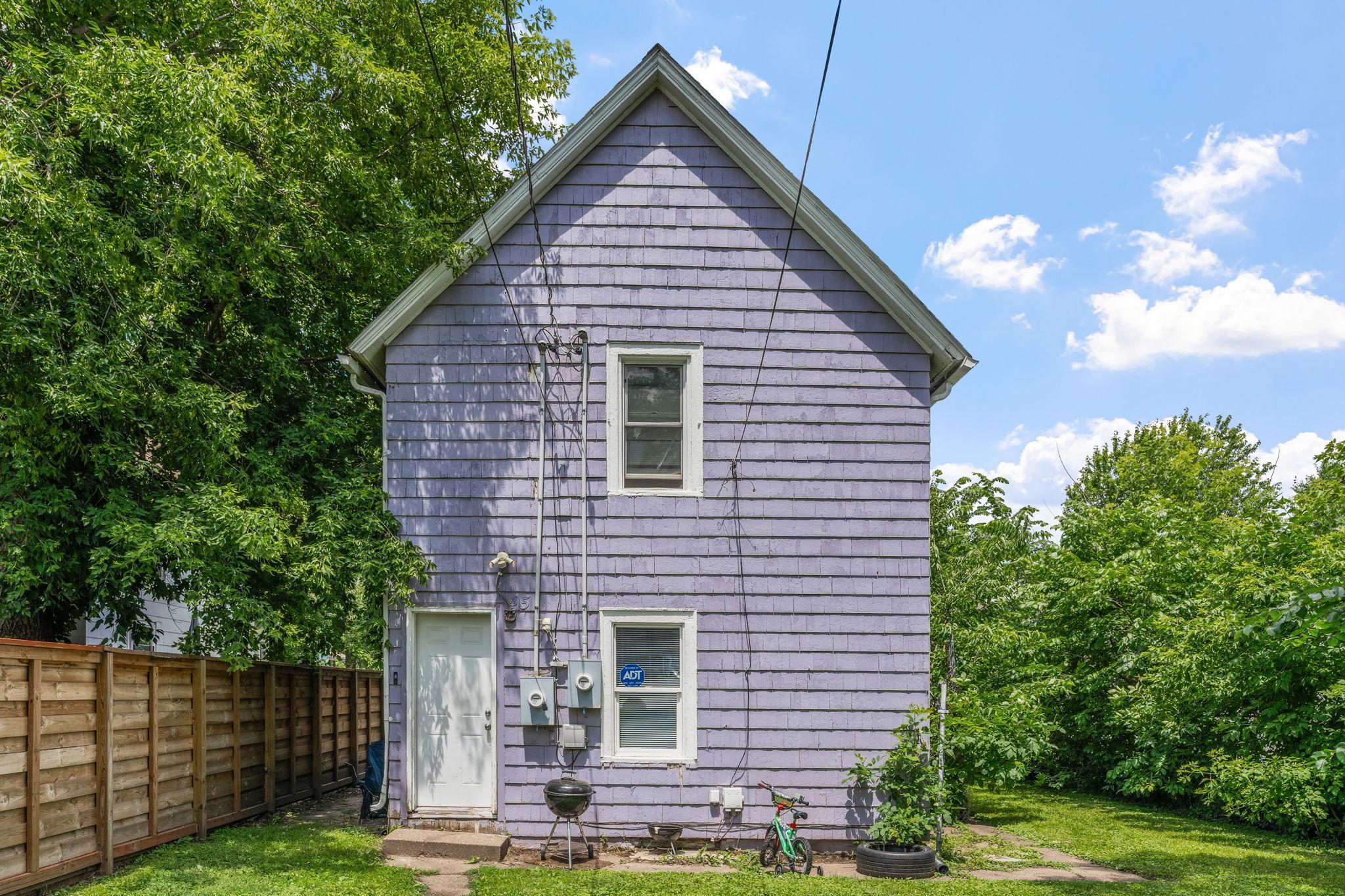 454 Sherburne Avenue Property Photo 29