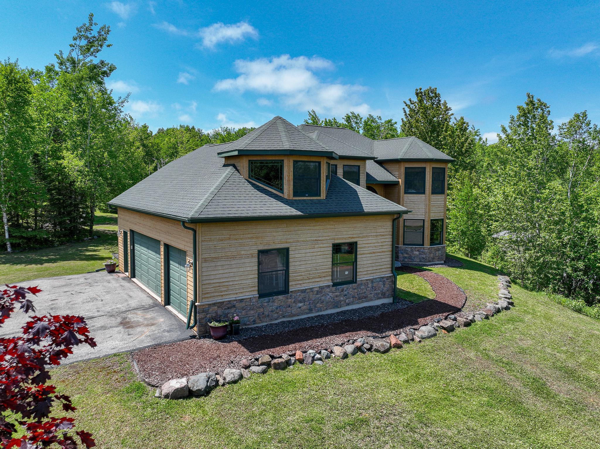 28 Quincy Drive Property Photo 4