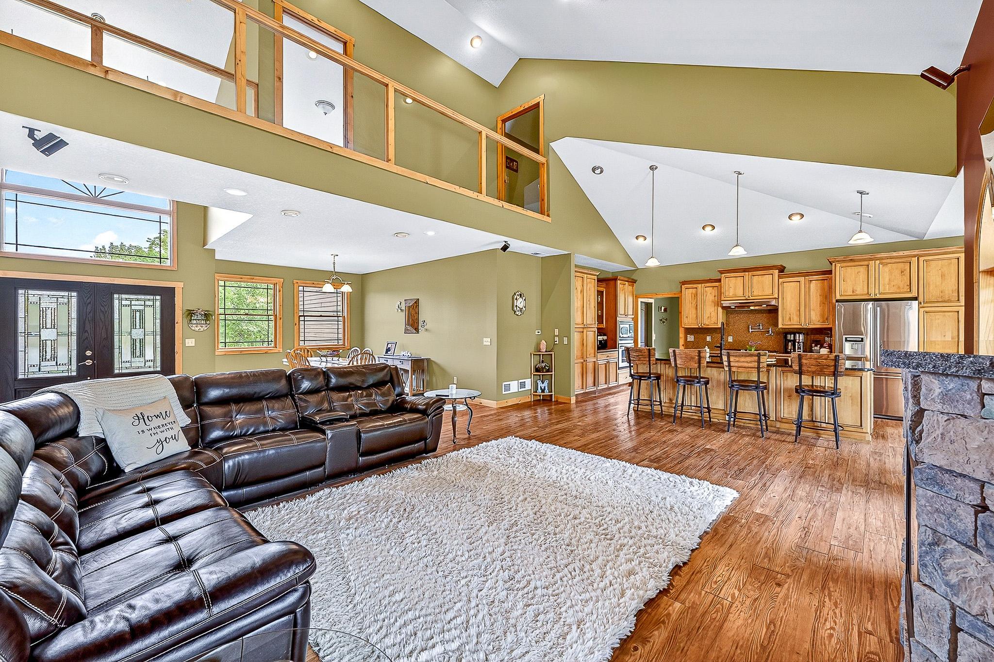 28 Quincy Drive Property Photo 14