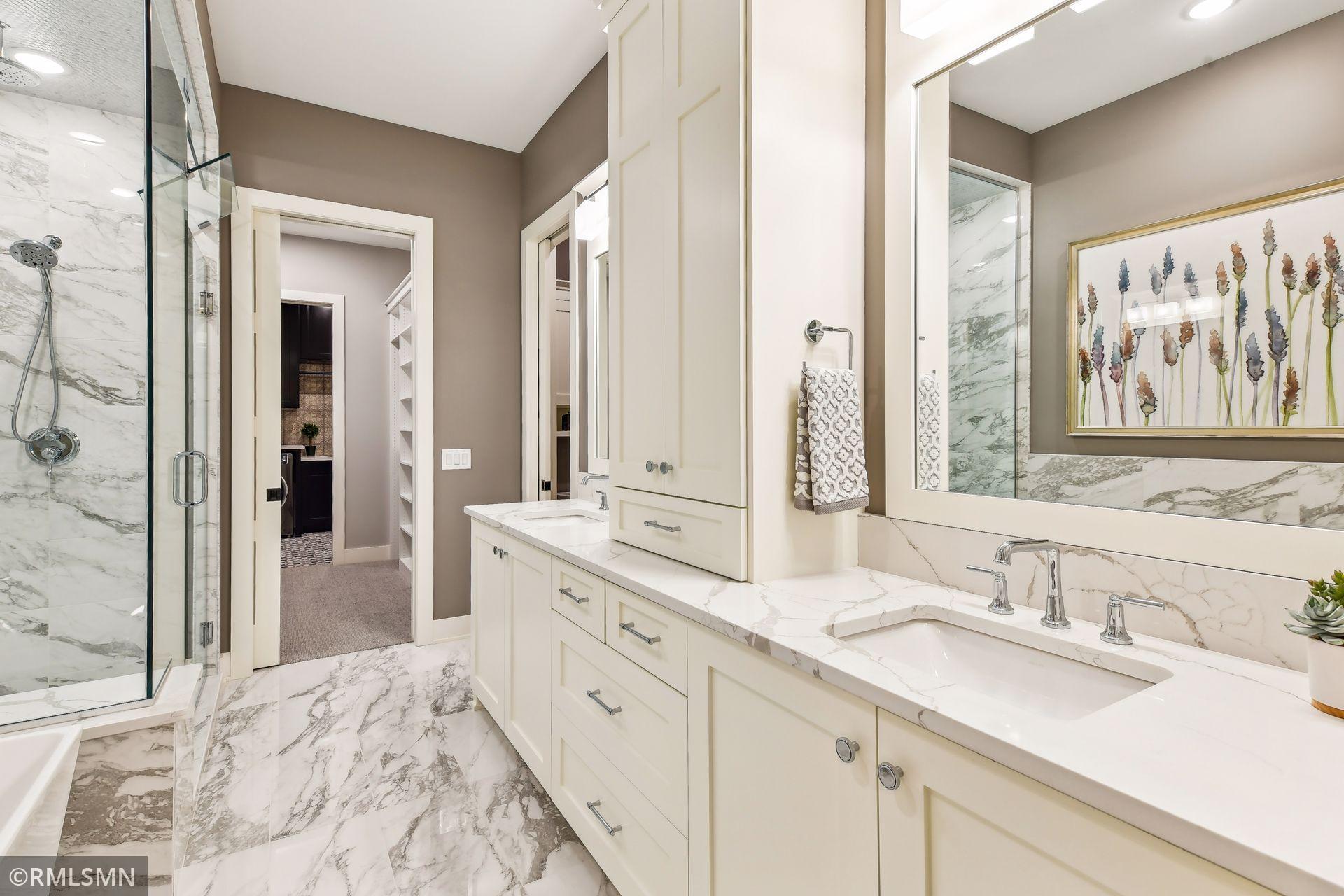 1230 Greenway Pass Property Photo 13