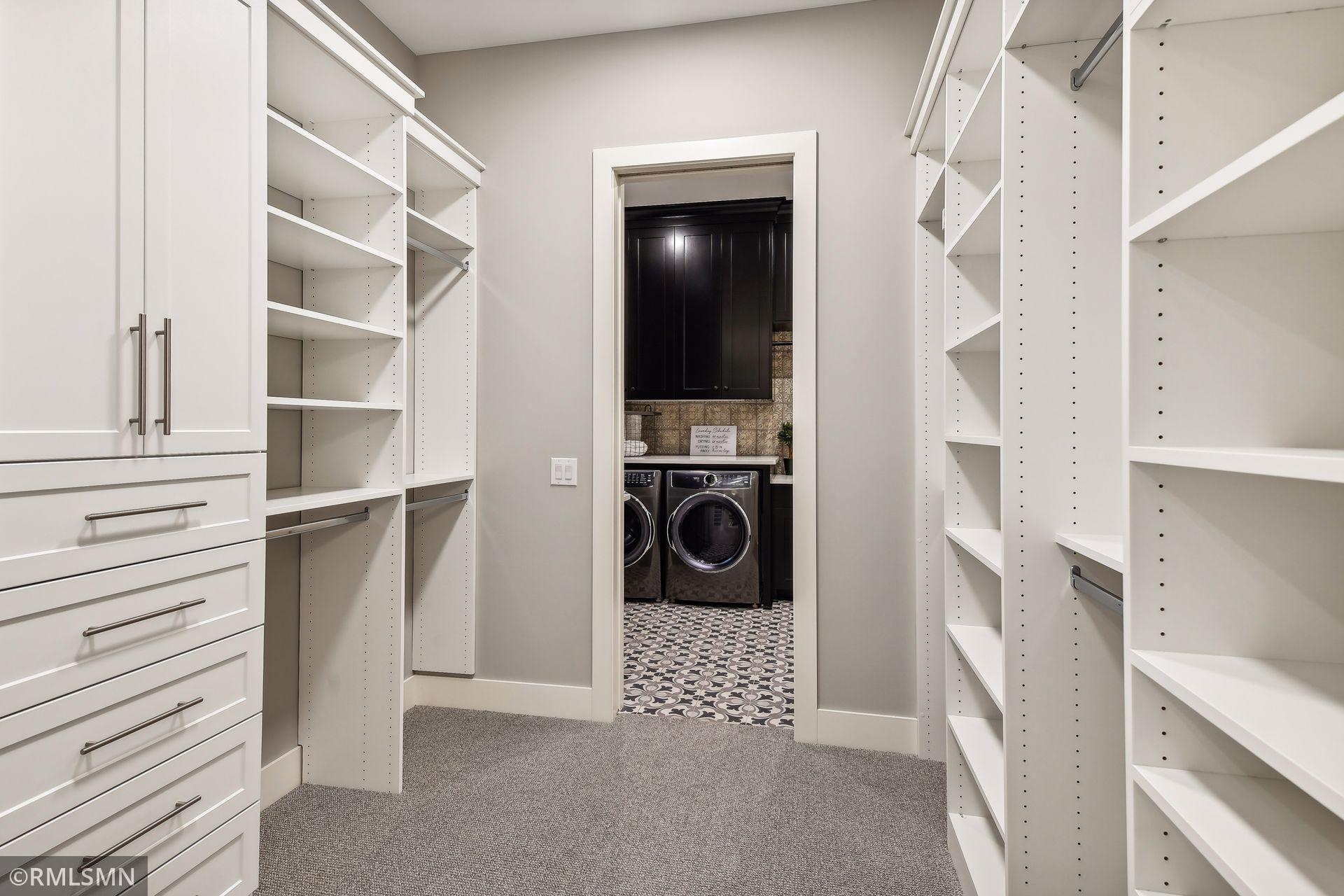 1230 Greenway Pass Property Photo 14