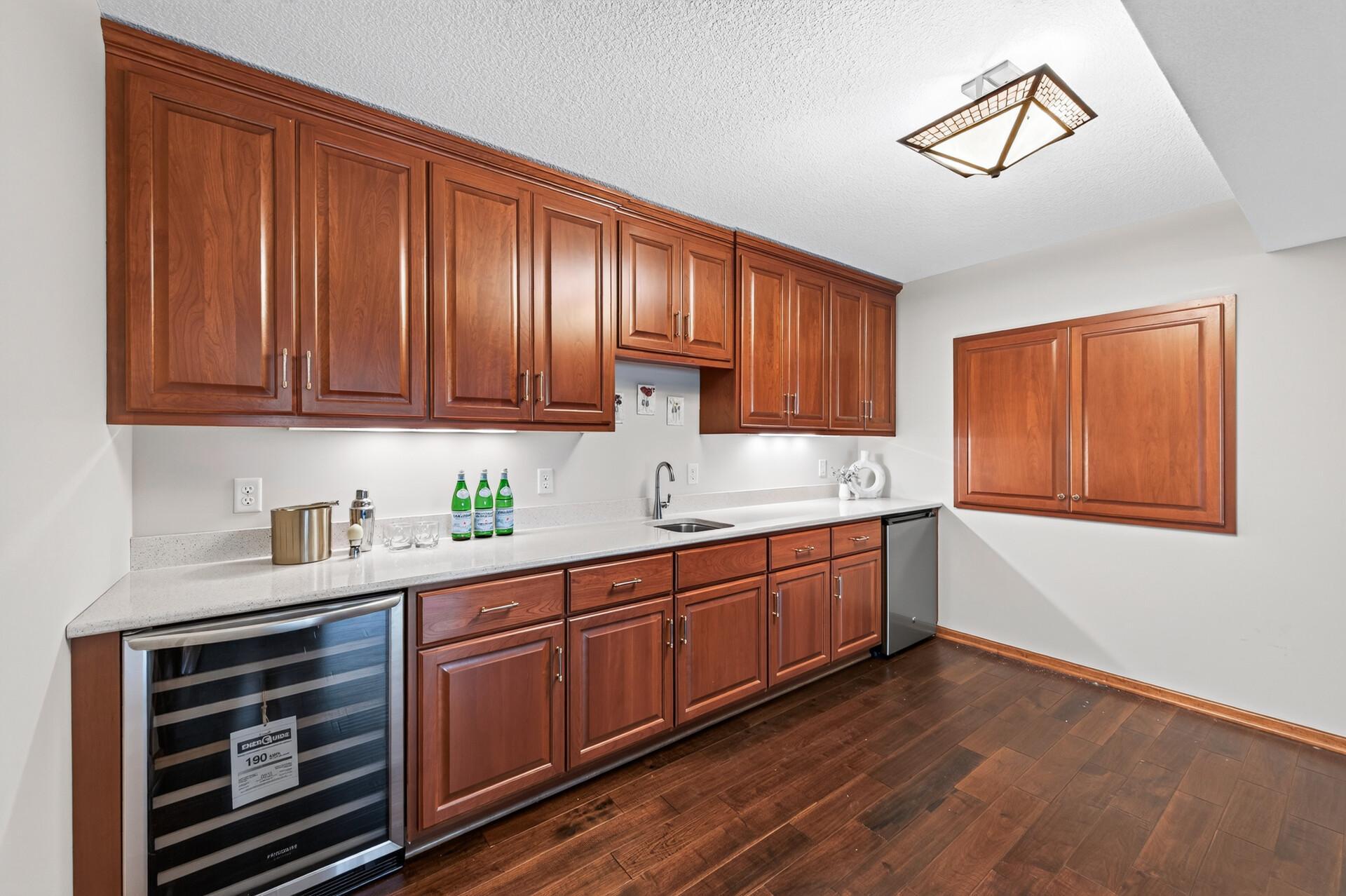 3034 Edgewater Drive Property Photo 31