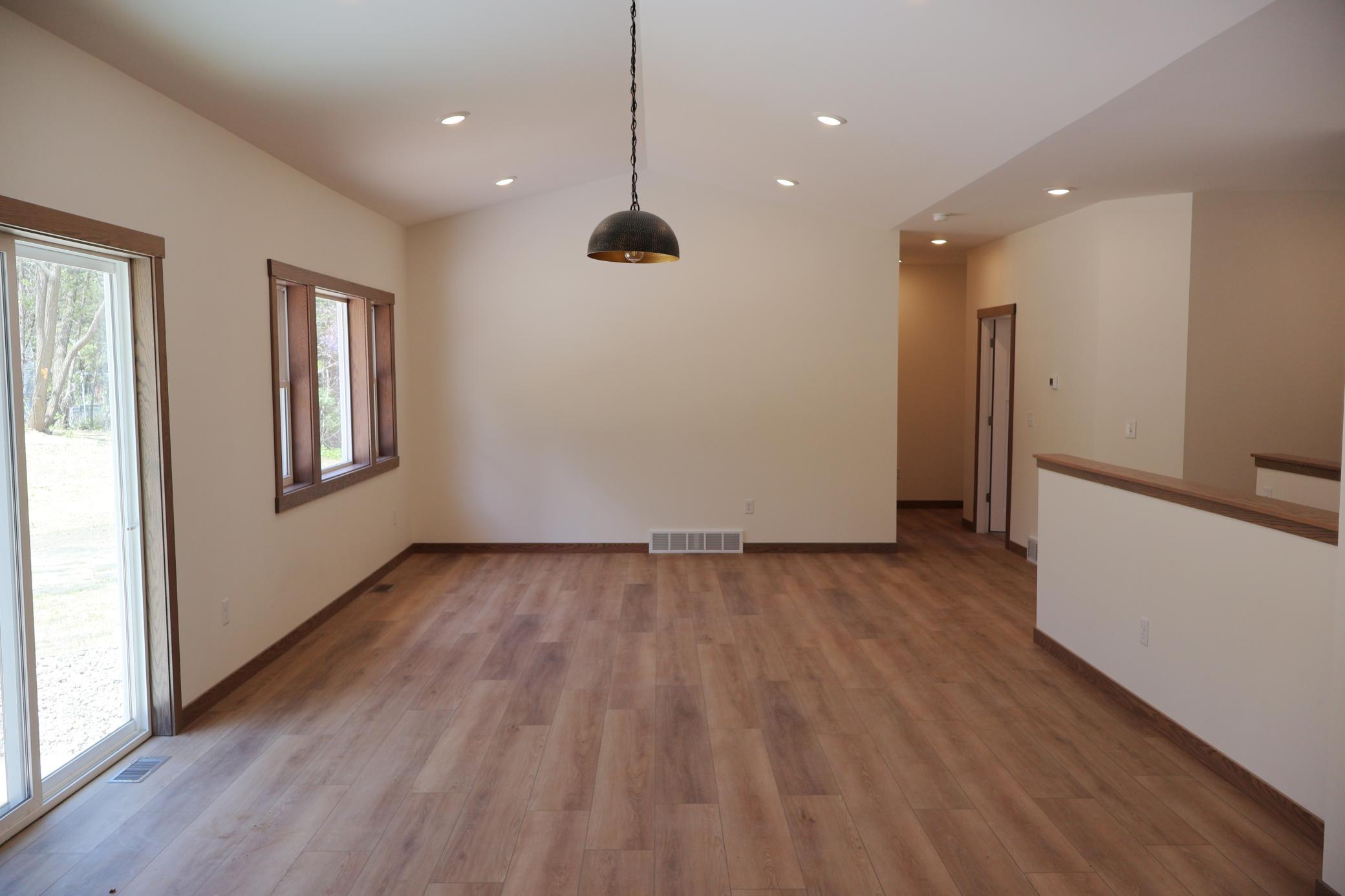 11893 Pine Street Property Photo 6