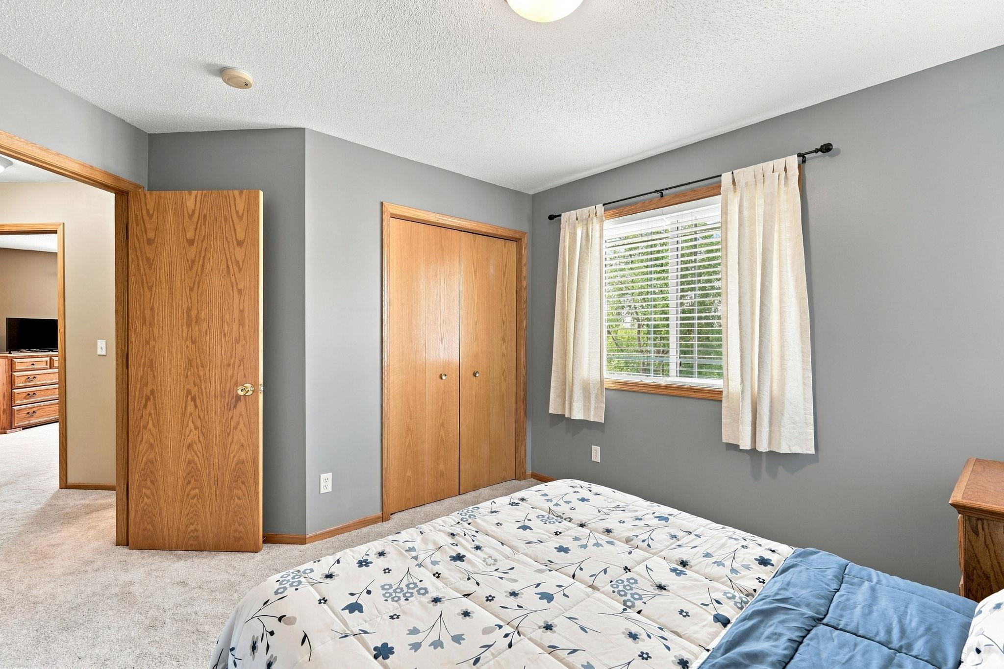 2412 Maple Court Property Photo 26