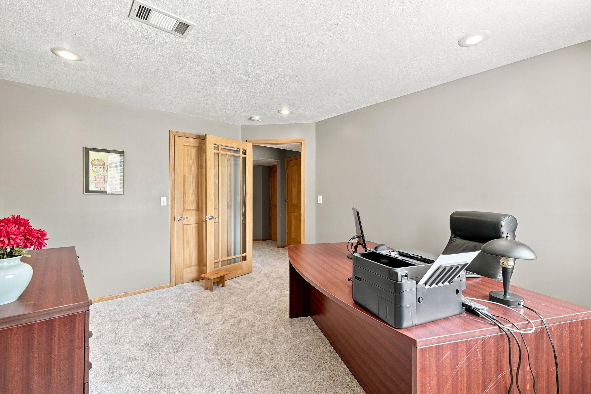 2412 Maple Court Property Photo 37