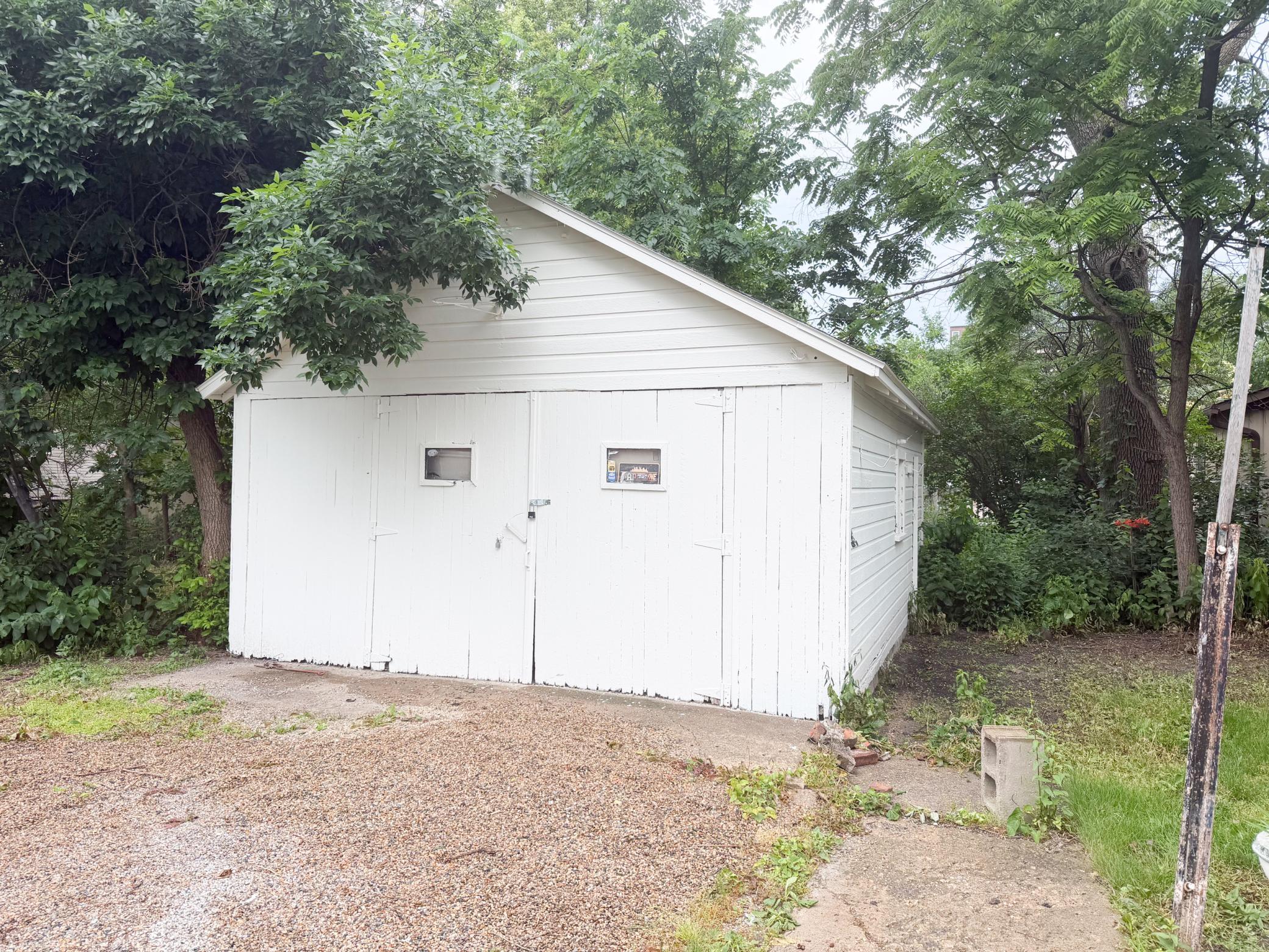 1304 3rd Avenue Property Photo 6