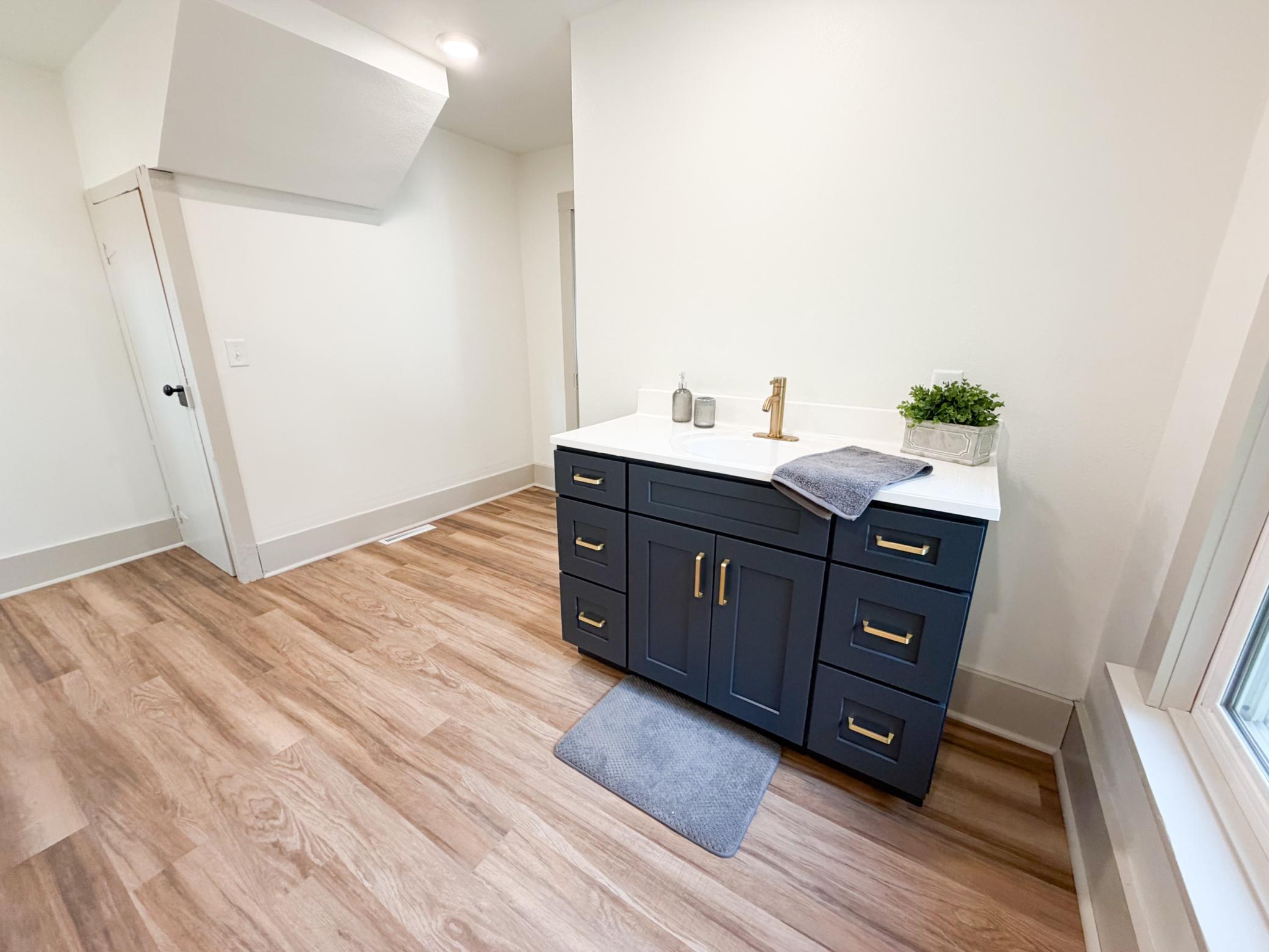 1304 3rd Avenue Property Photo 25