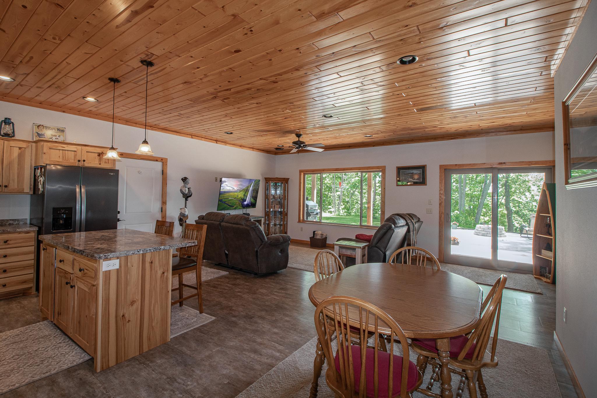 22281 Shadow Point Road Property Photo 5