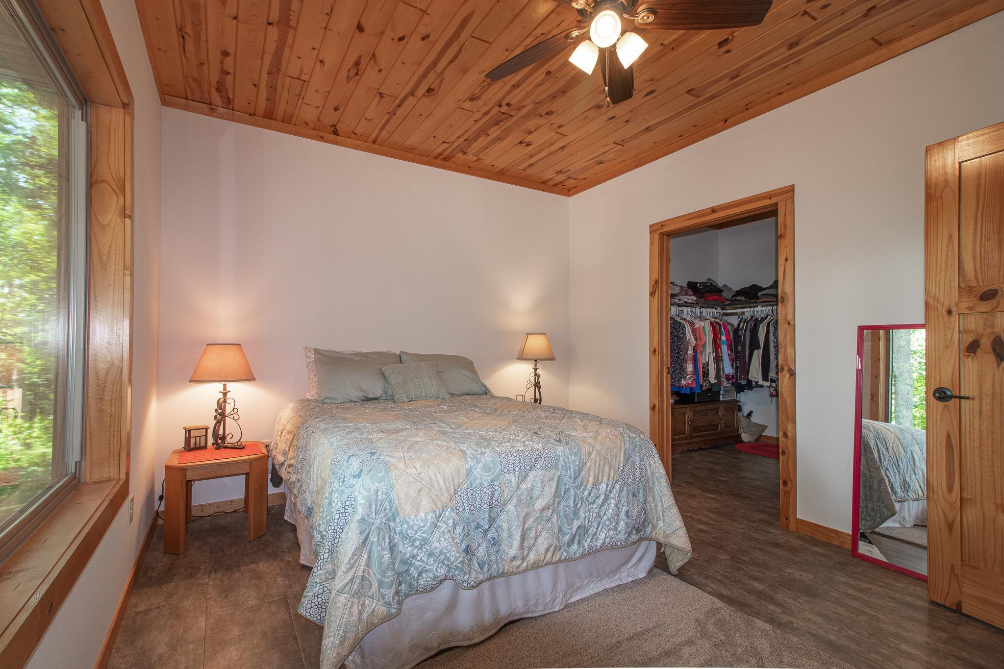 22281 Shadow Point Road Property Photo 10