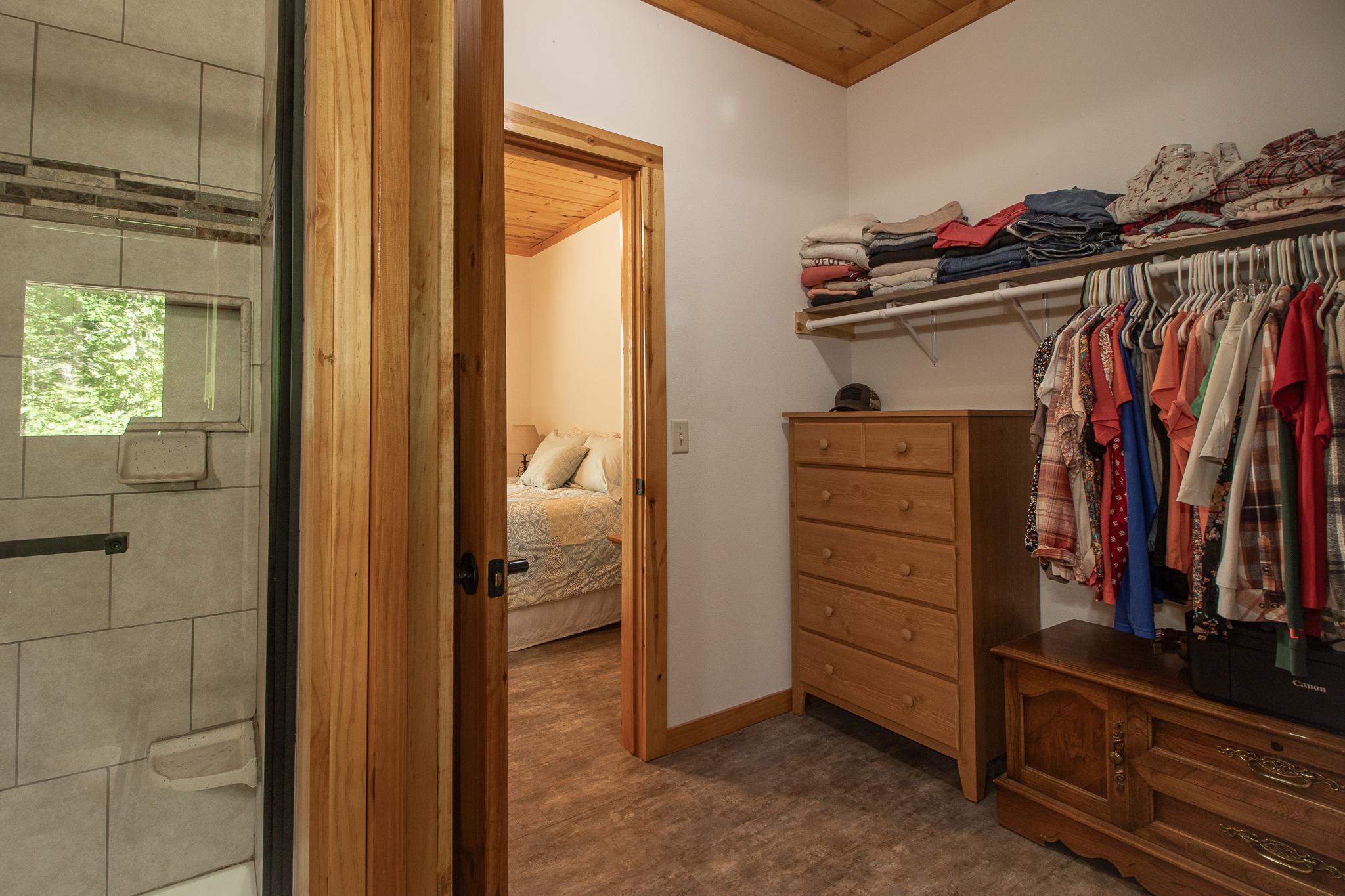 22281 Shadow Point Road Property Photo 12