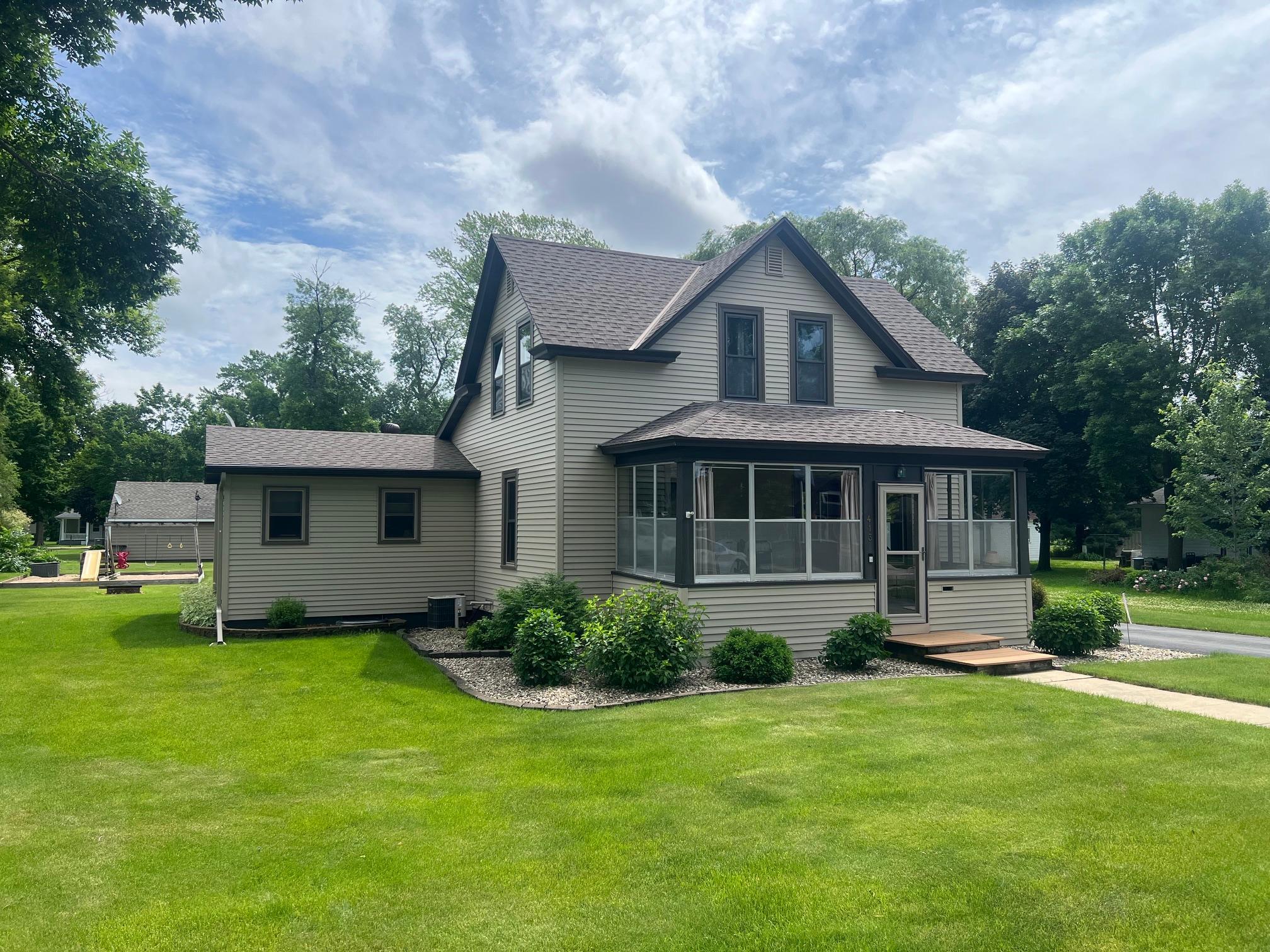 413 S Swift Avenue Property Photo 1