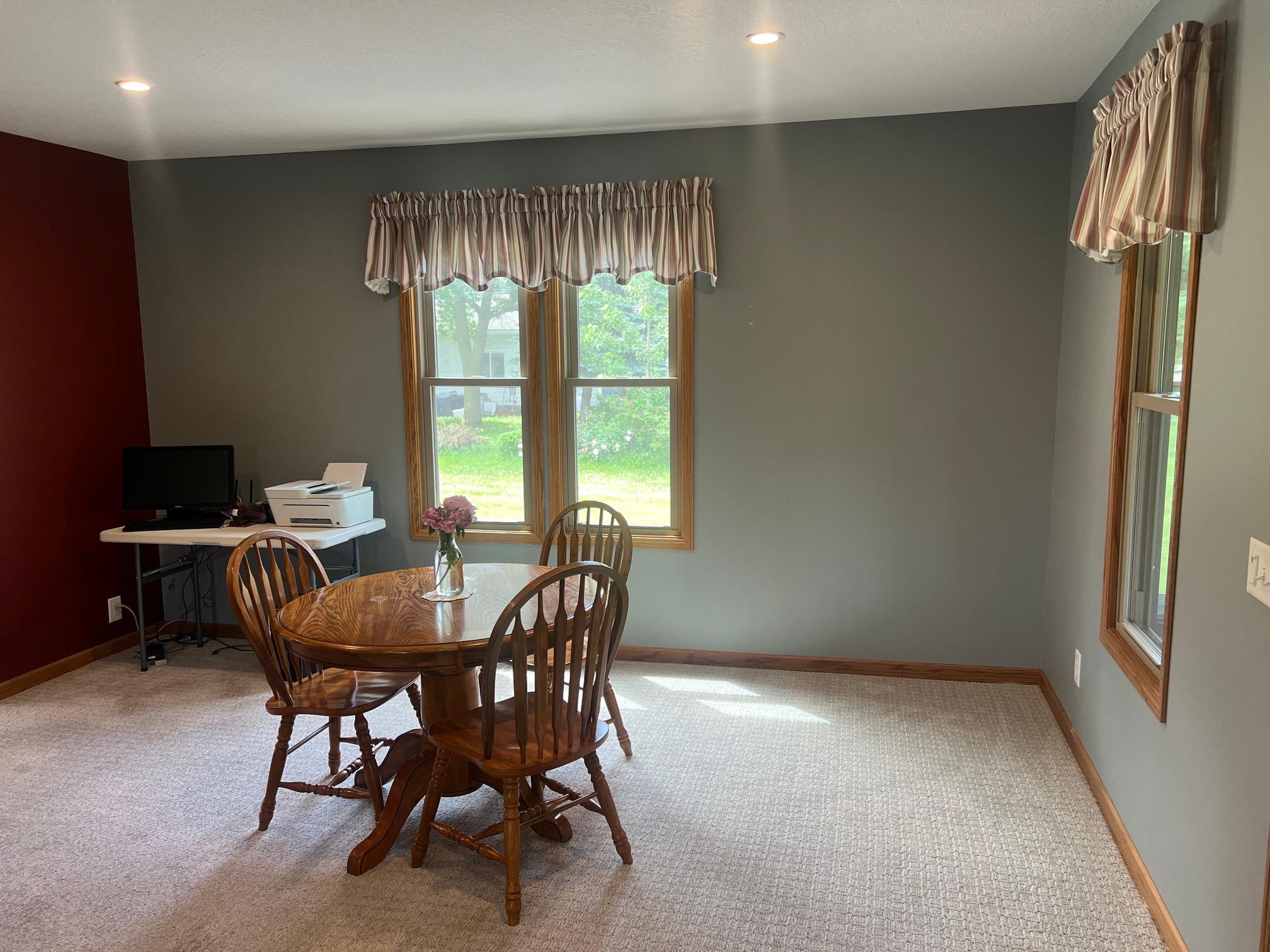 413 S Swift Avenue Property Photo 19