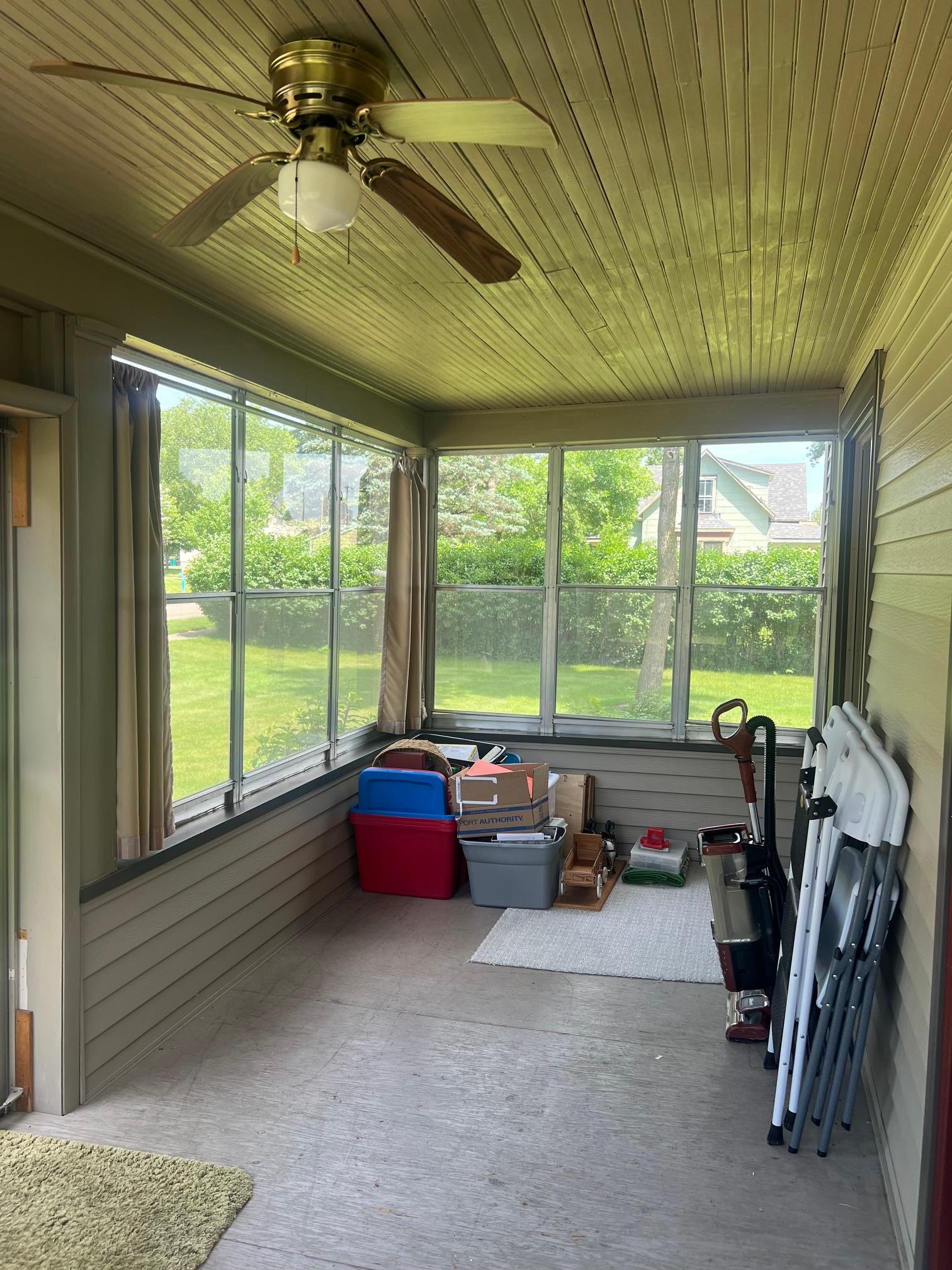 413 S Swift Avenue Property Photo 25