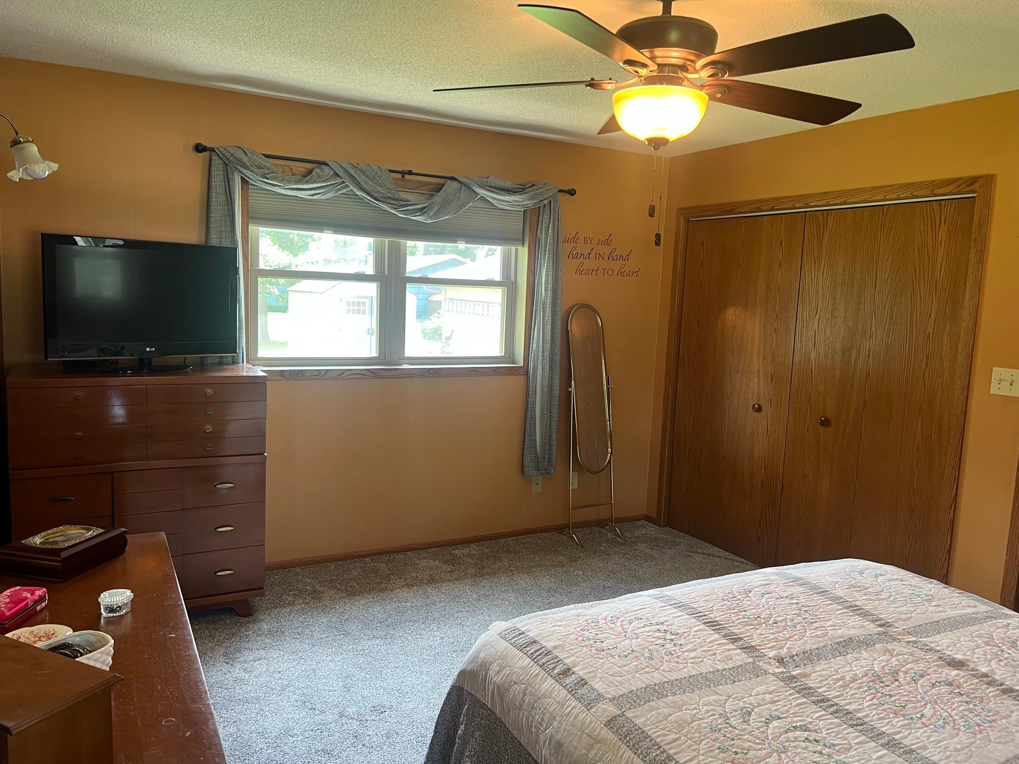 413 S Swift Avenue Property Photo 27