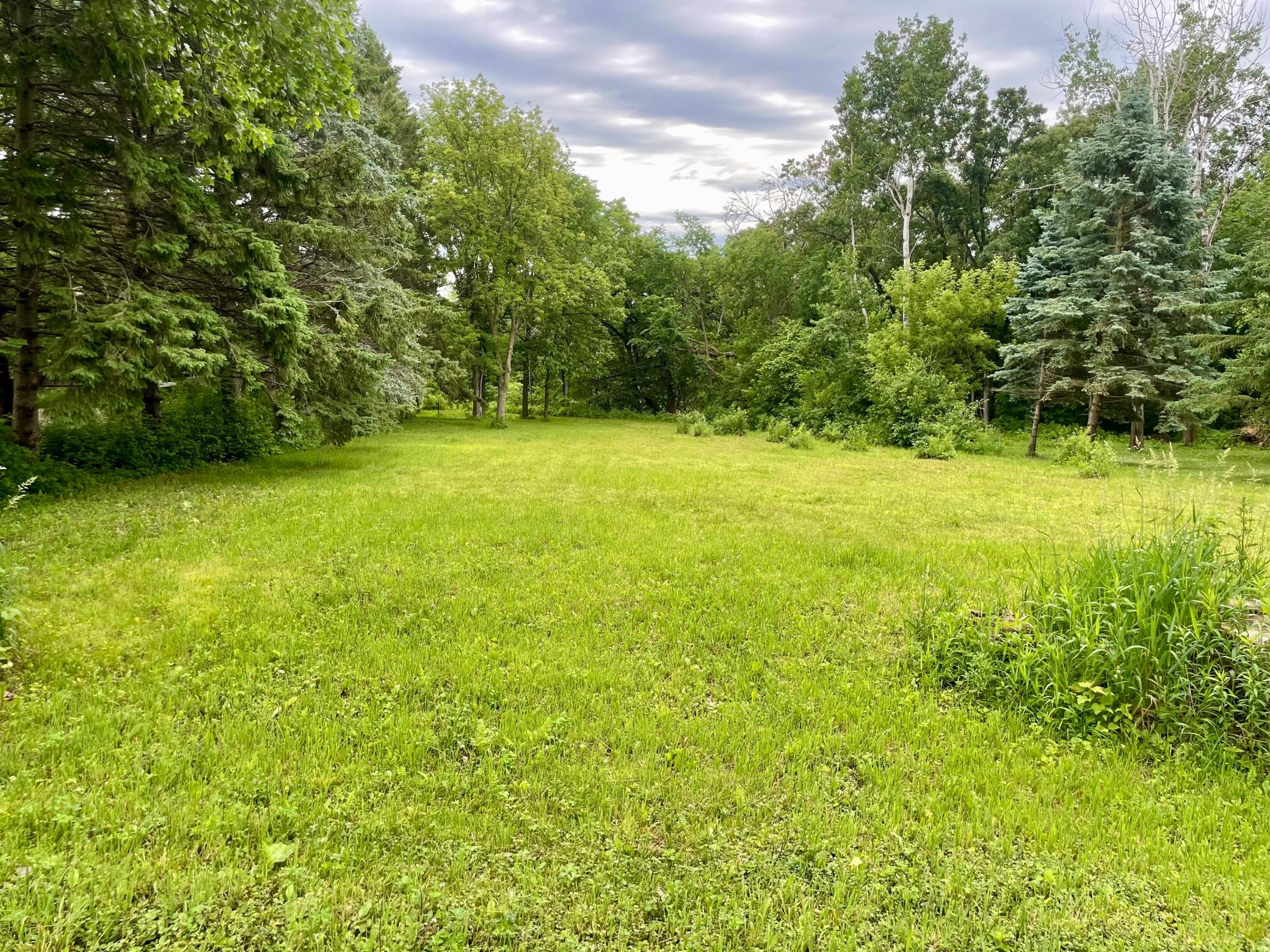 208 Skyline Drive Property Photo 1