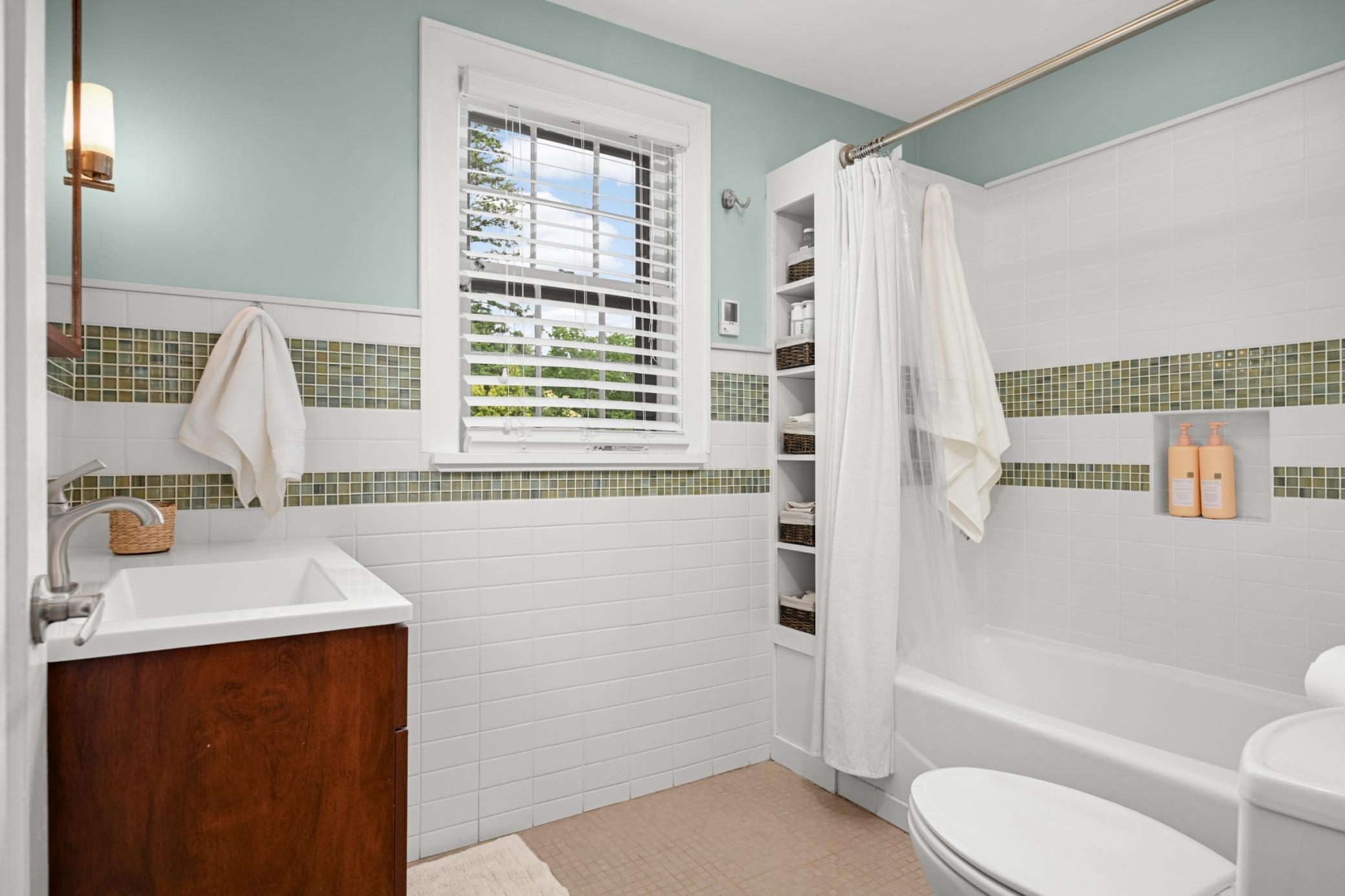2715 Robbins Street Property Photo 33