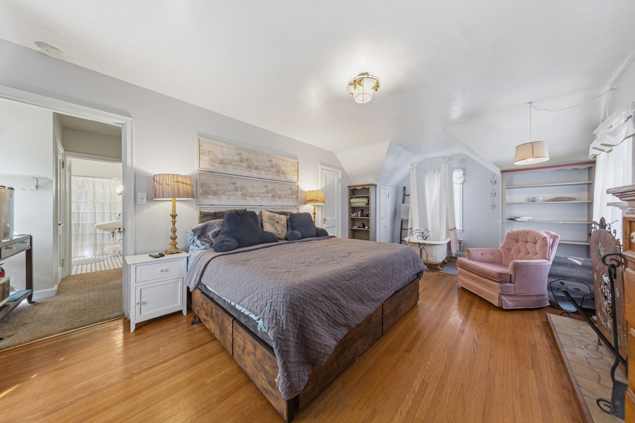 5 Walden Place Property Photo 32