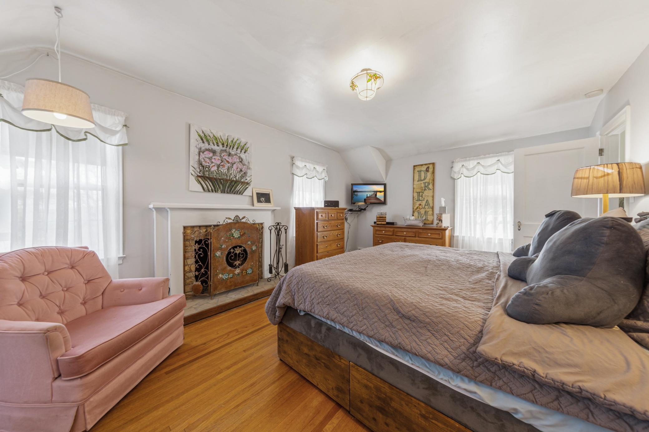 5 Walden Place Property Photo 33