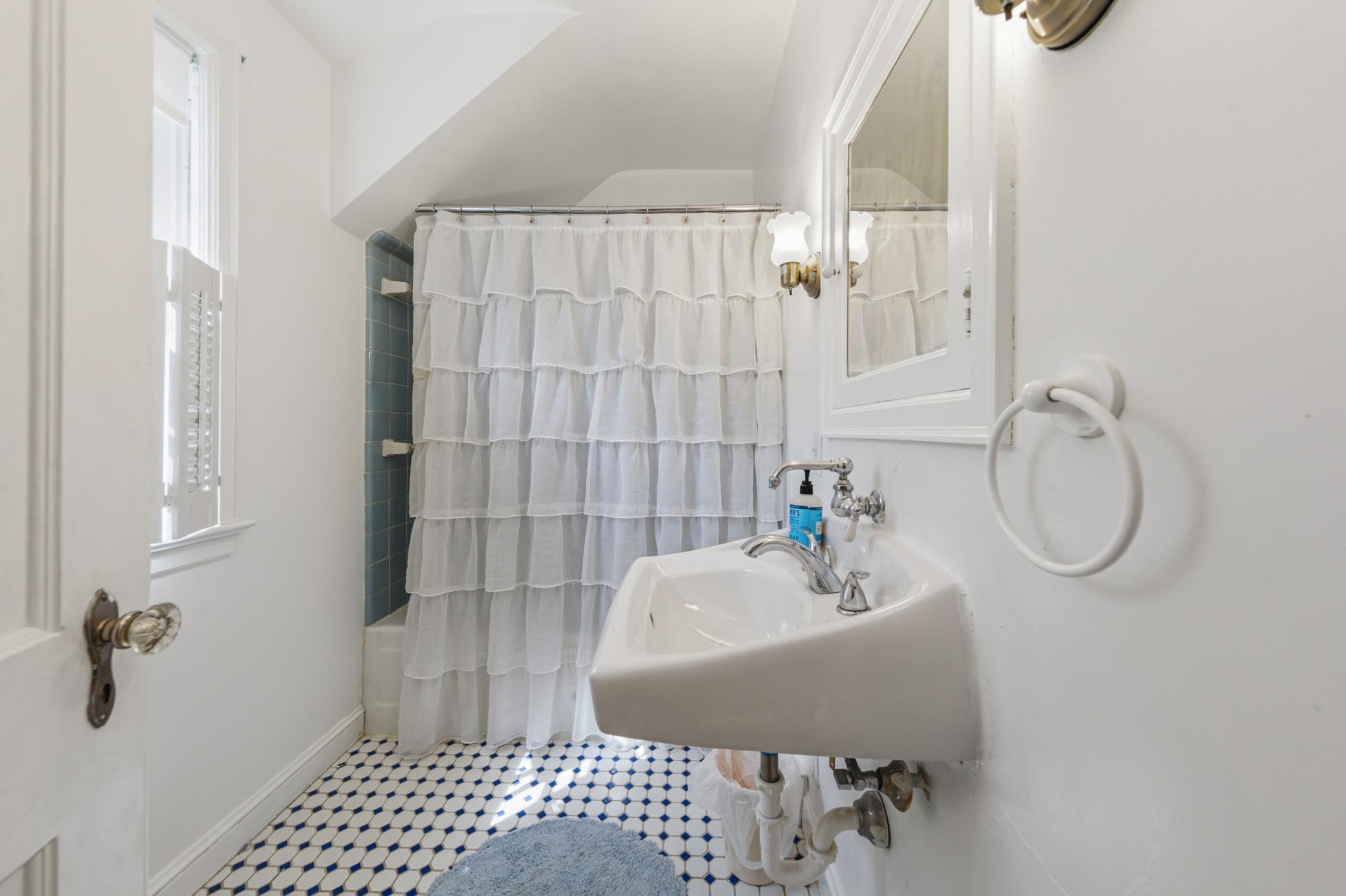 5 Walden Place Property Photo 41