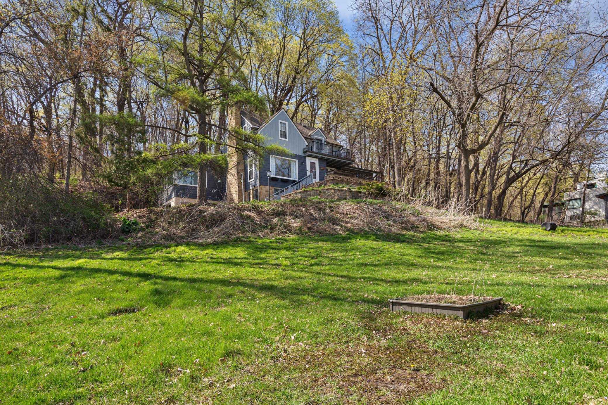 5 Walden Place Property Photo 45