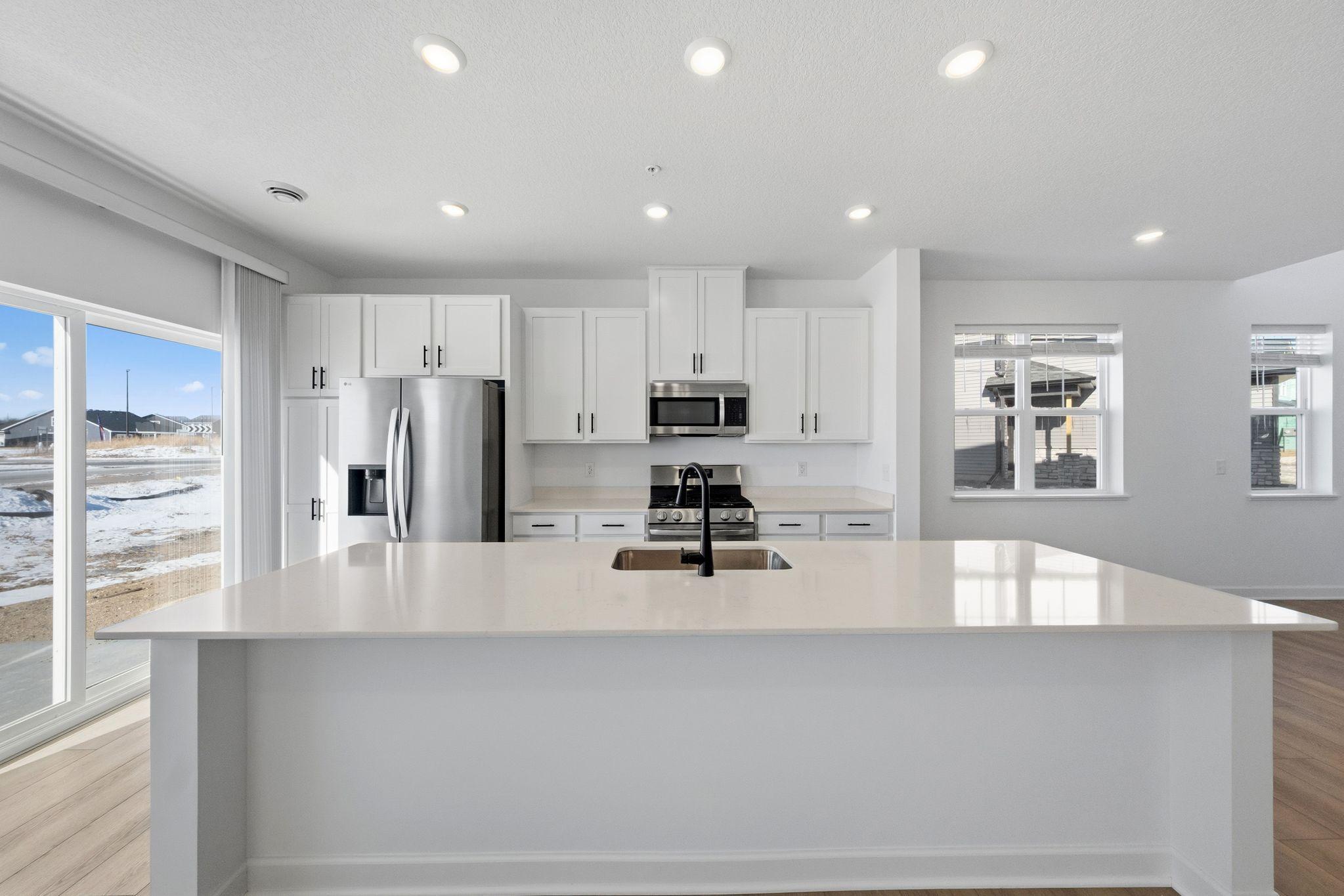 10542 Glacier Lane N Property Photo 3