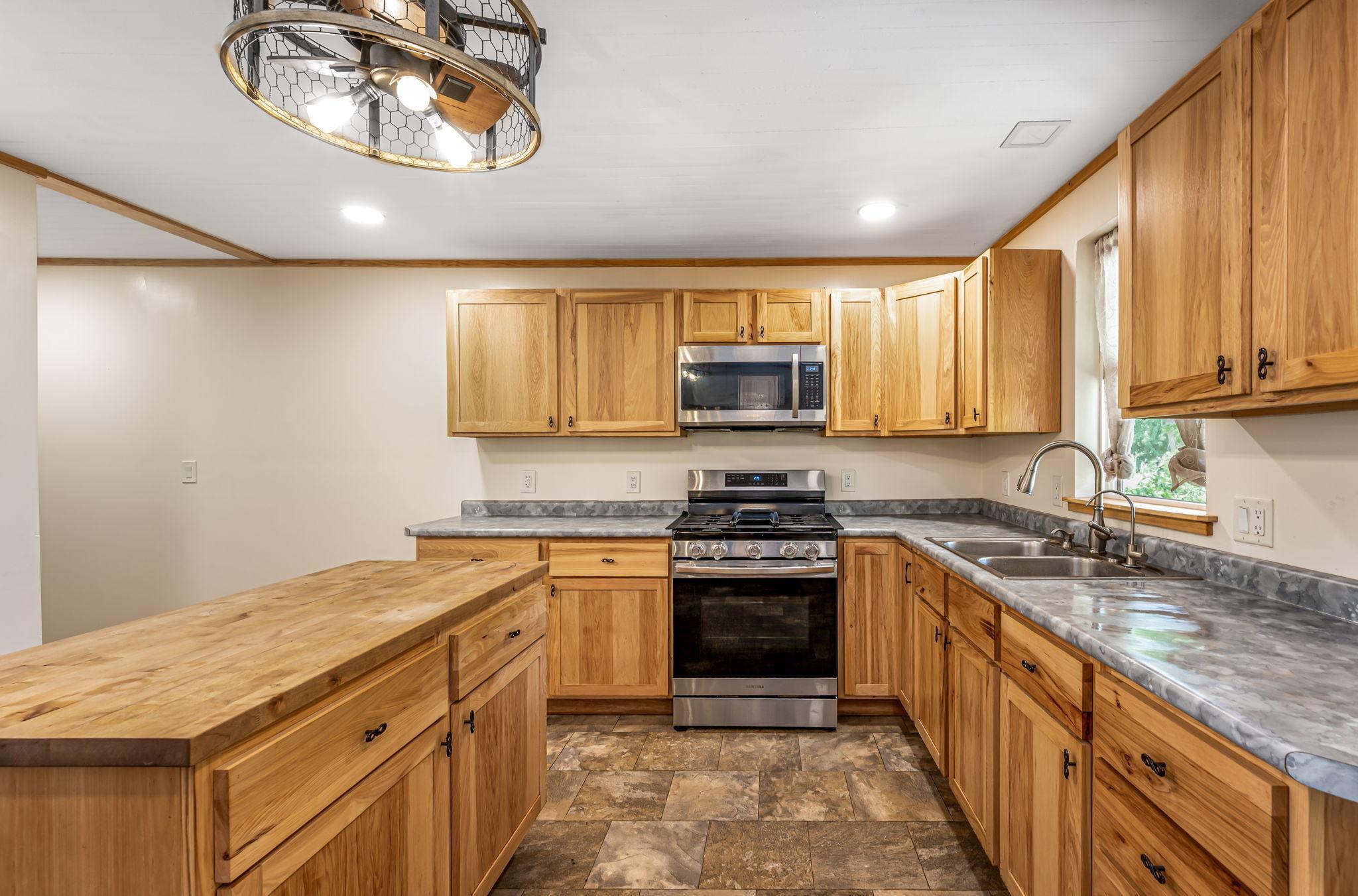 14089 430th Avenue Property Photo 4