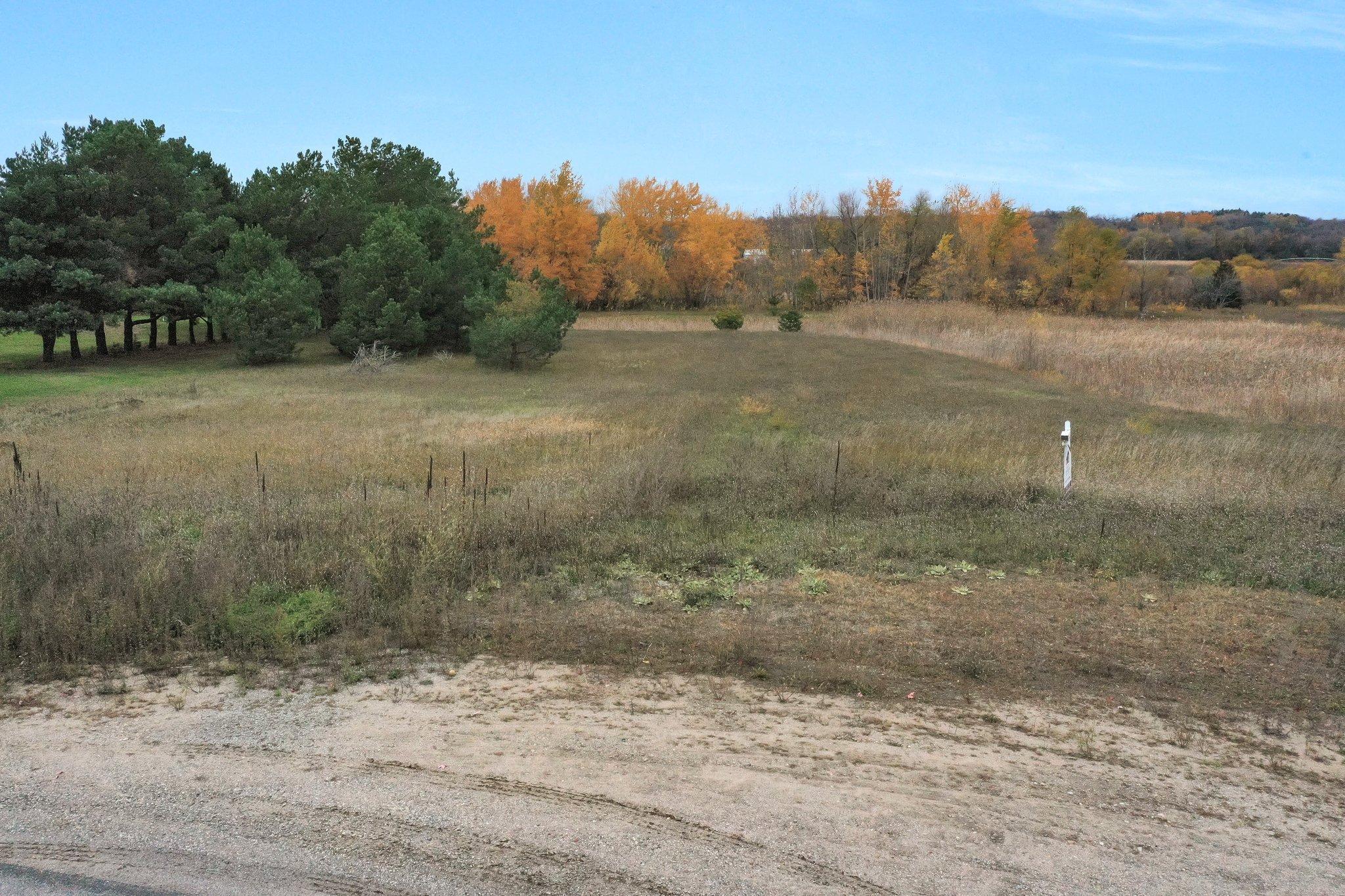 20734 Black Cherry Drive Property Photo 2