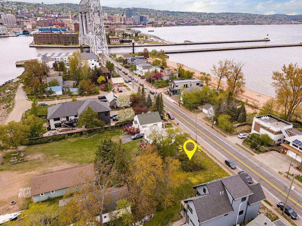 8xx S Lake Avenue Property Photo 4