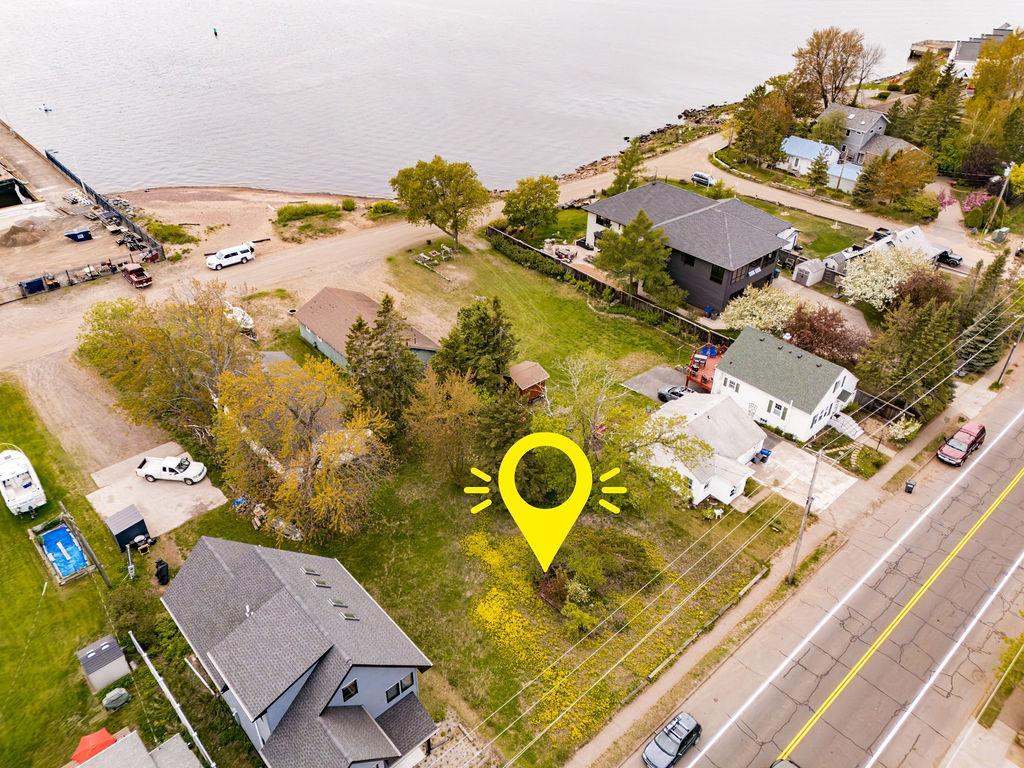 8xx S Lake Avenue Property Photo 9