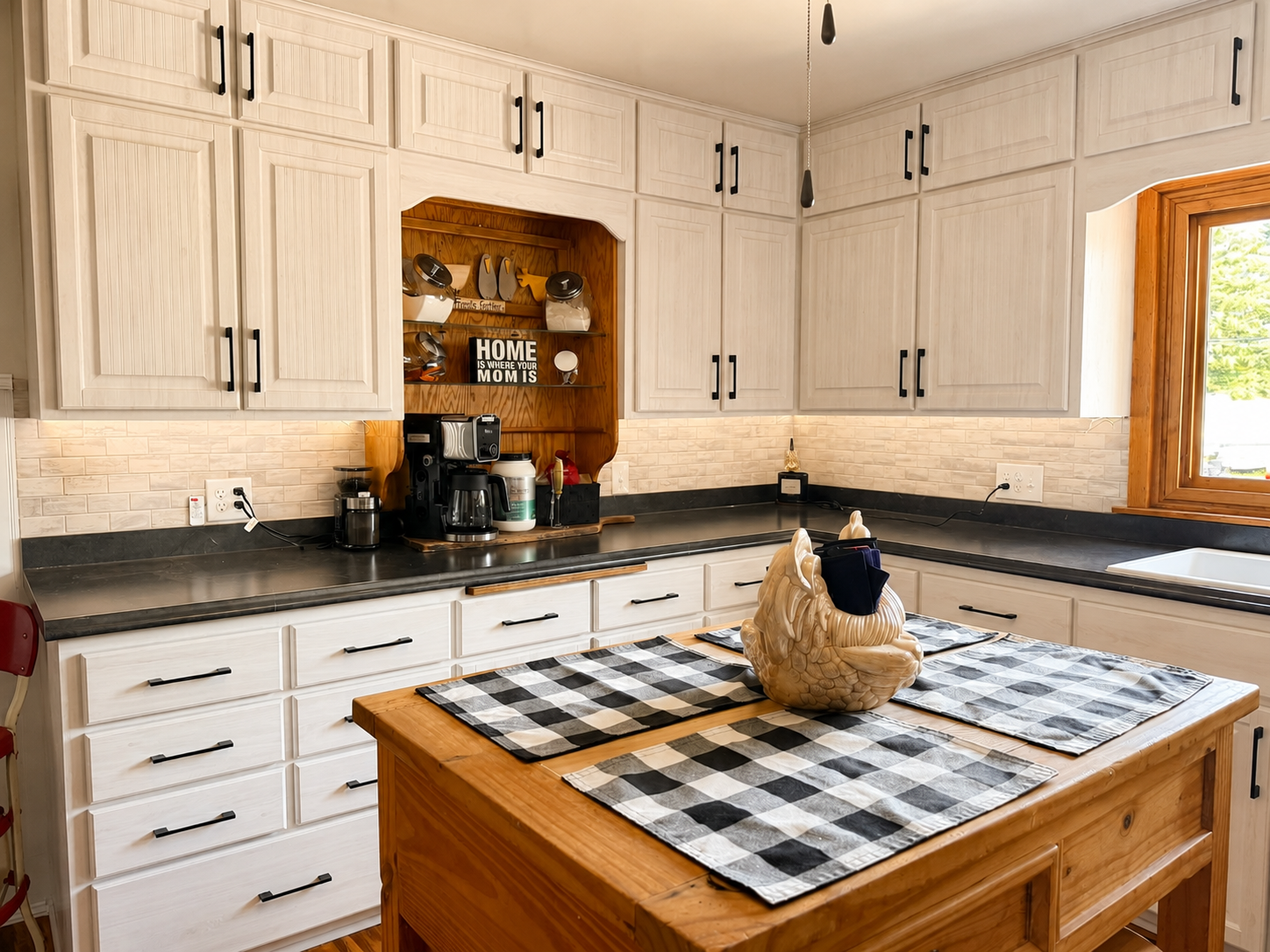 506 Ash Avenue N Property Photo 10