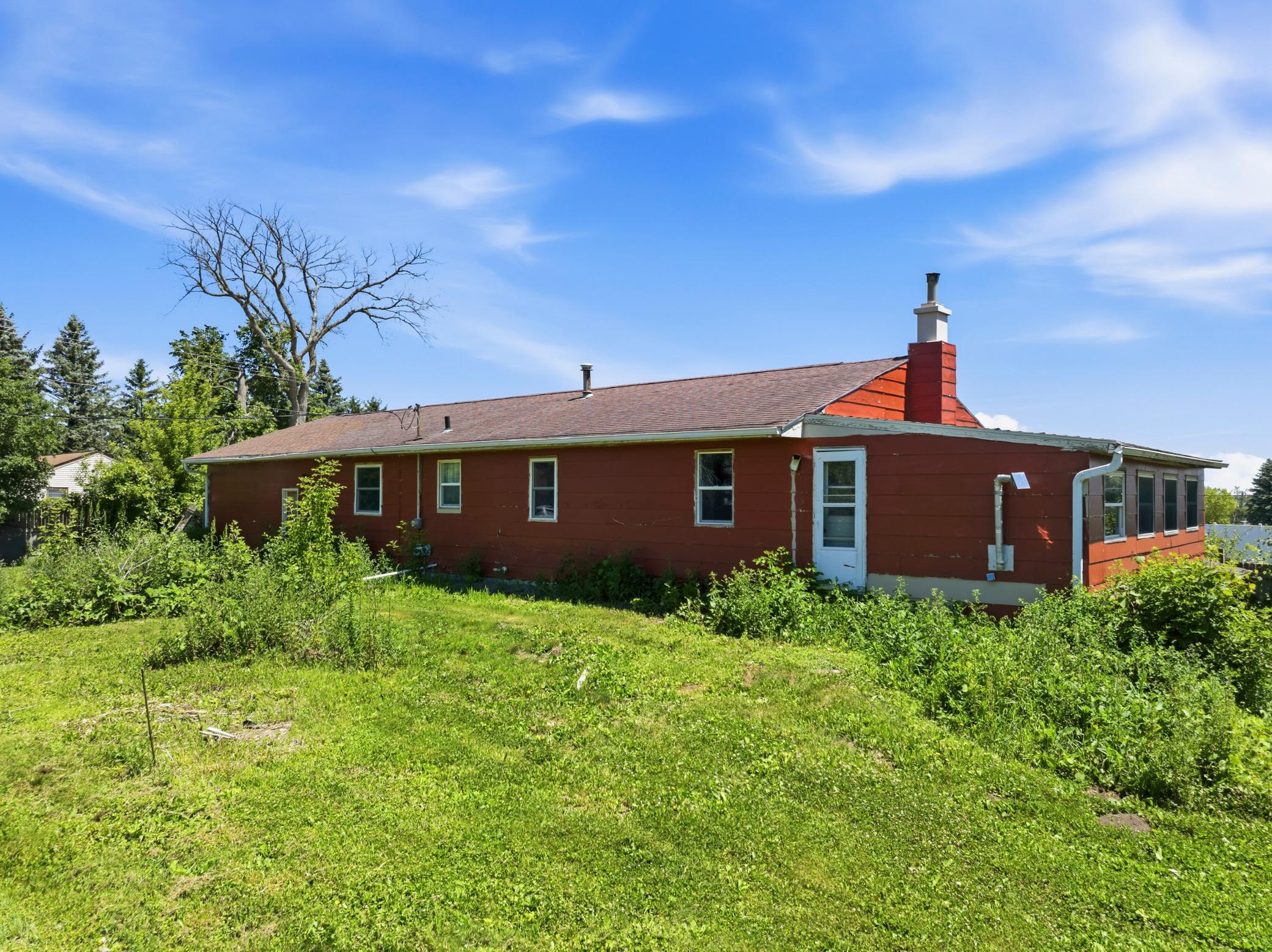2225 Highway 63 N Property Photo 4
